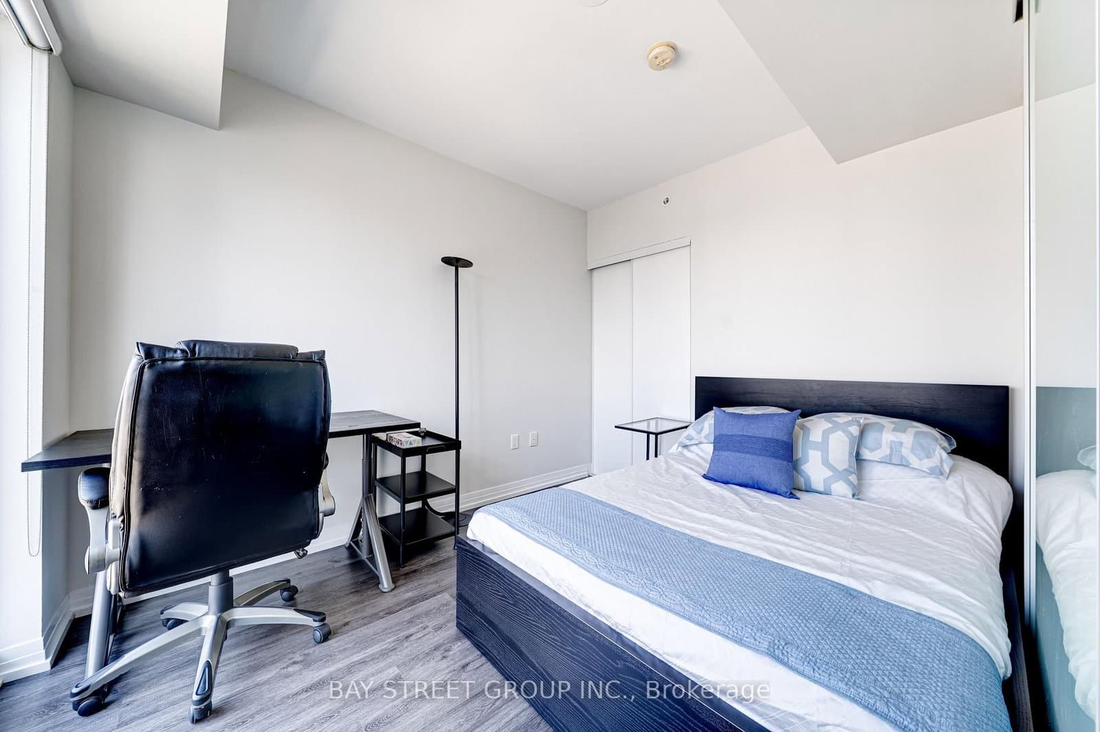 251 Jarvis Street, Unit 3809 thumbnail 12
