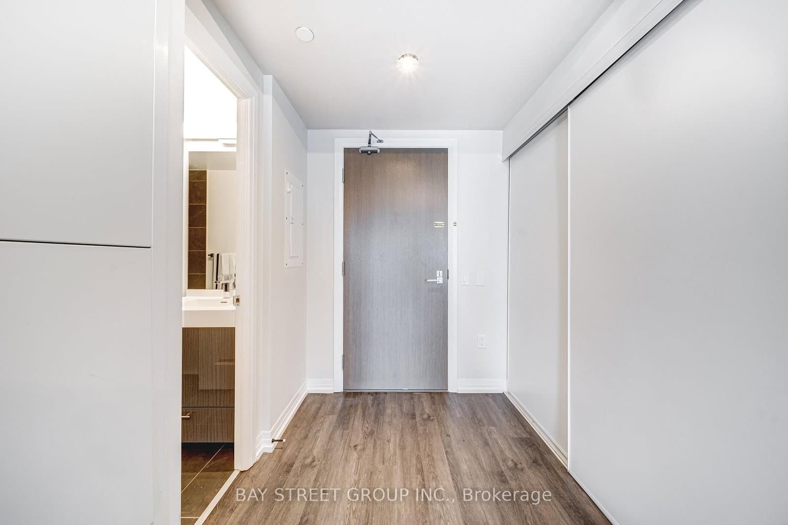 251 Jarvis Street, Unit 3809 thumbnail 3
