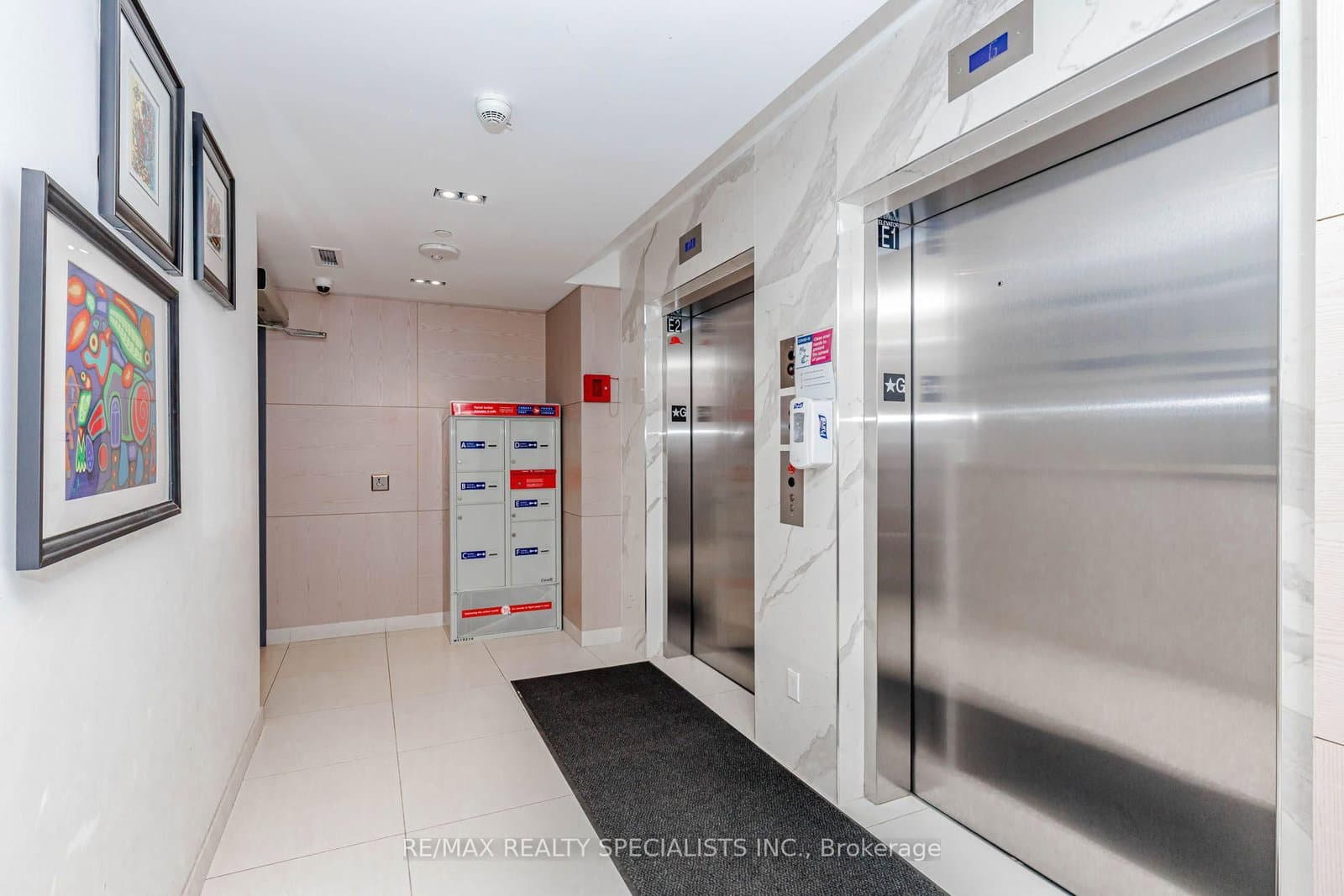 181 Huron Street, Unit 604 thumbnail 5