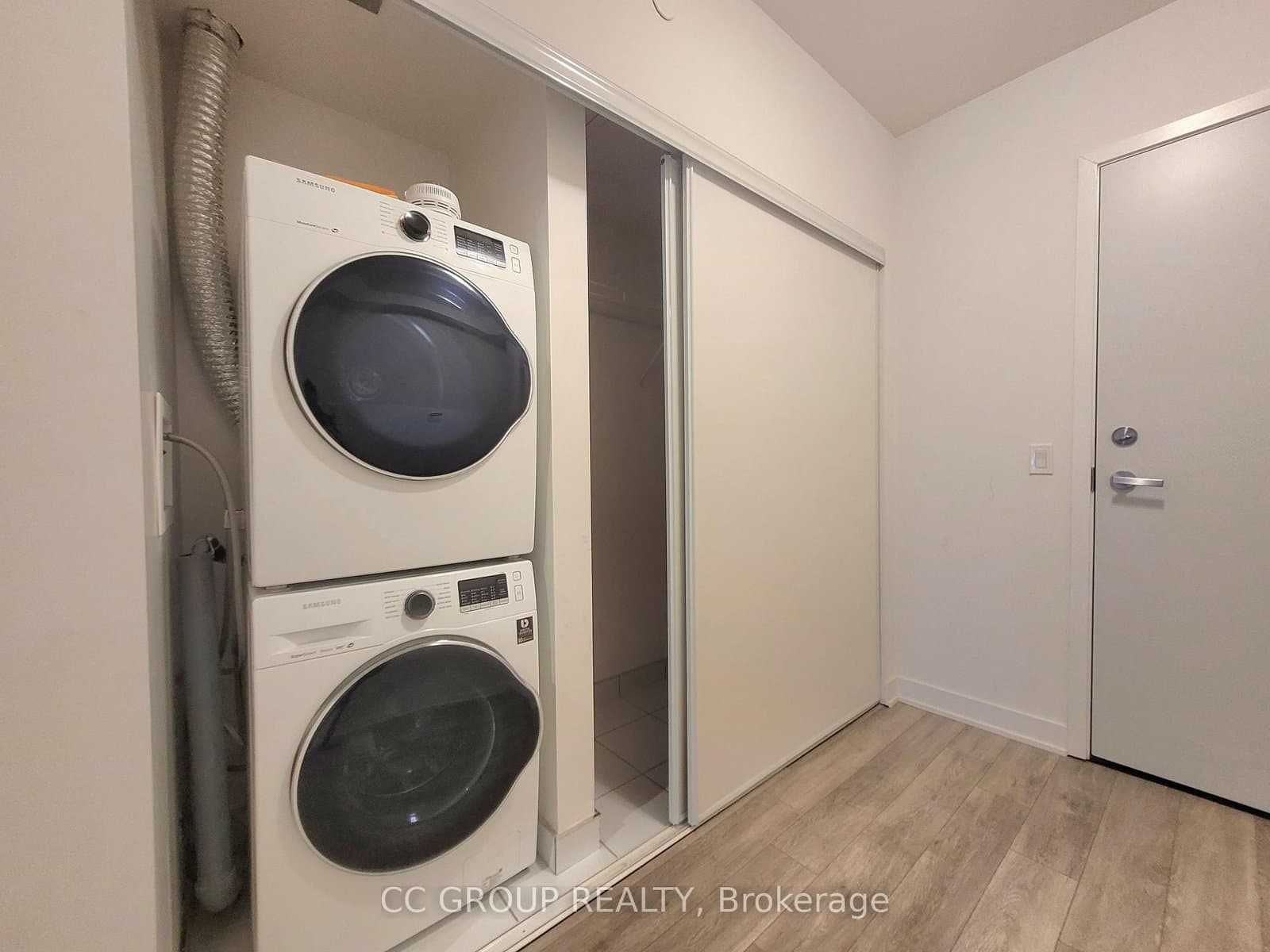 99 Broadway Avenue, Unit 901 thumbnail 15
