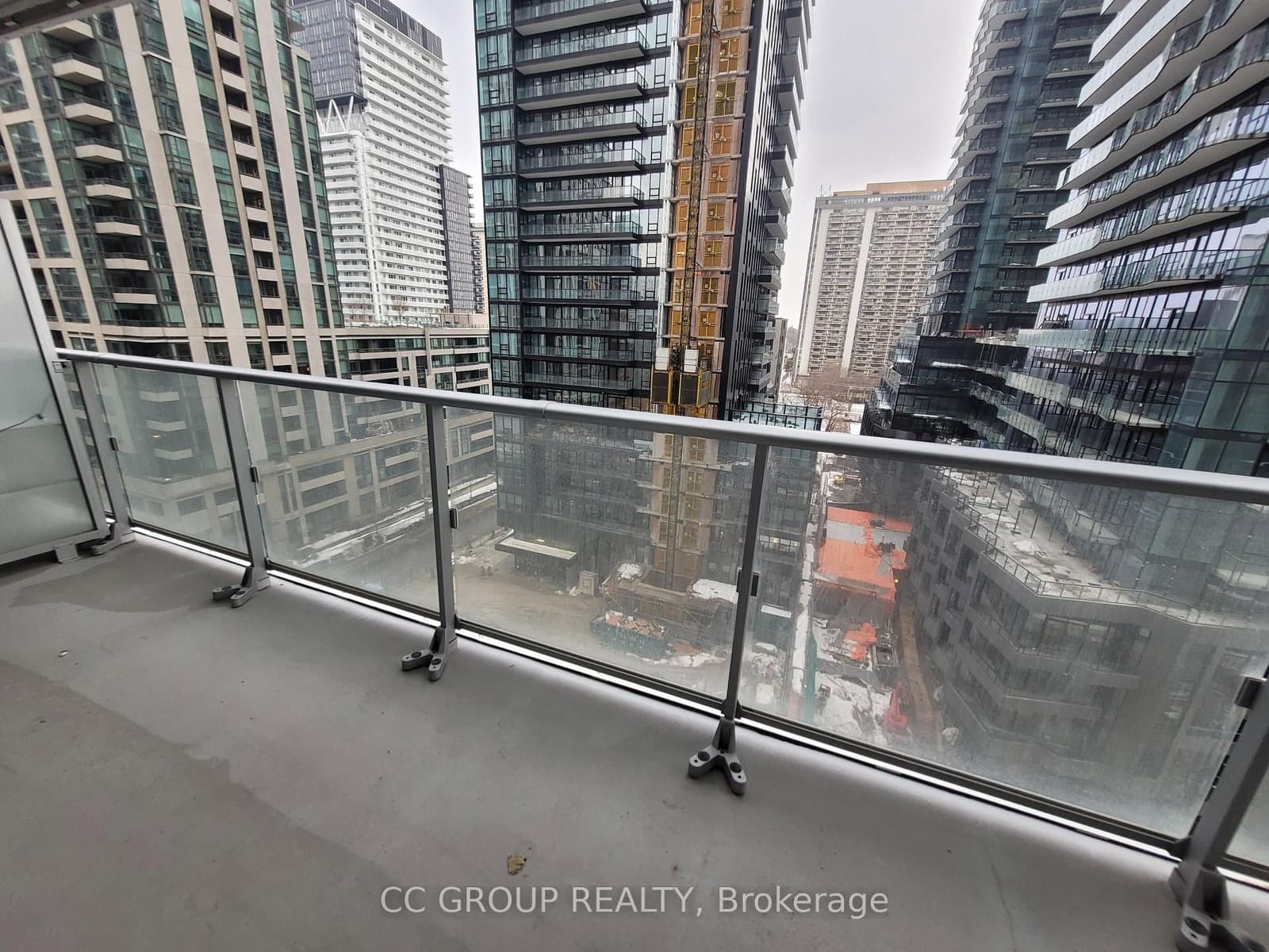 99 Broadway Avenue, Unit 901 thumbnail 16