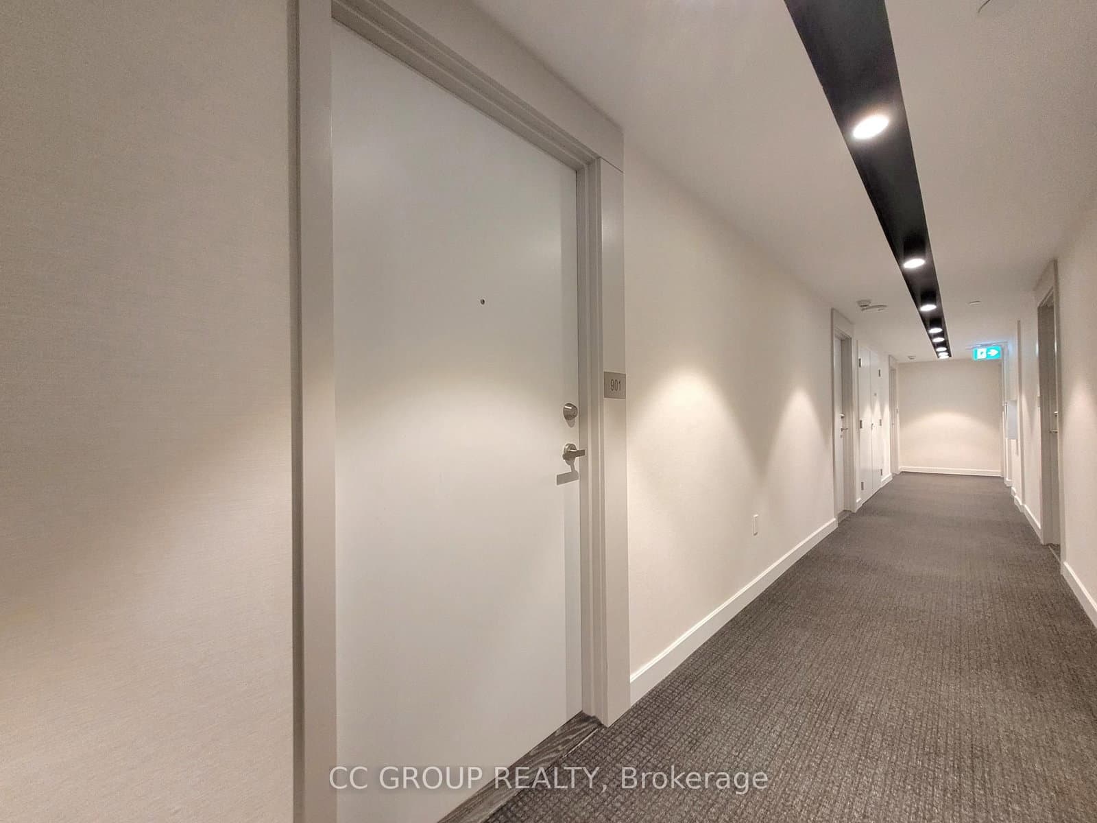99 Broadway Avenue, Unit 901 thumbnail 5