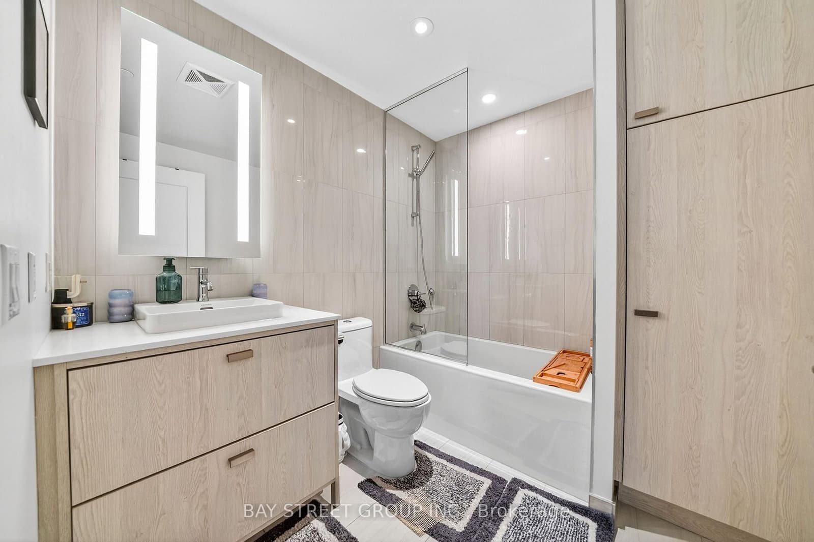480 Front Street W, Unit 801 thumbnail 9