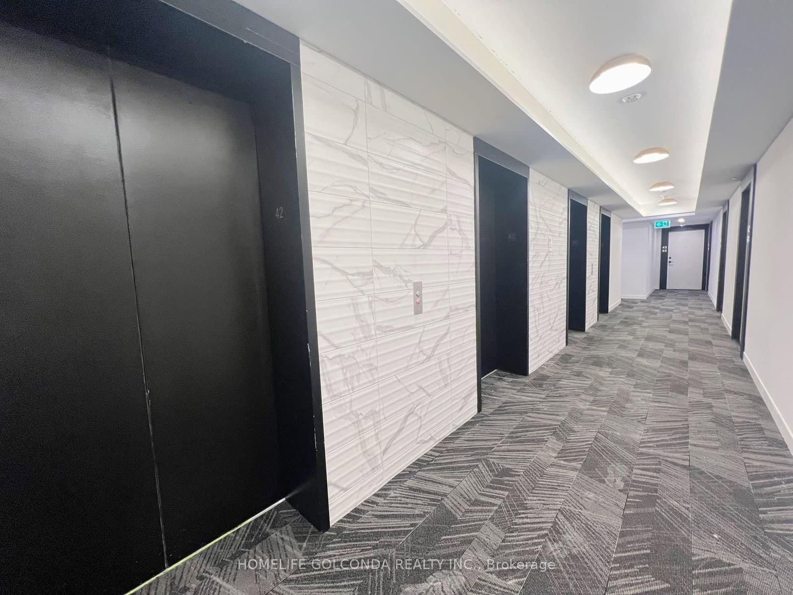 319 Jarvis Street, Unit 4216 thumbnail 6