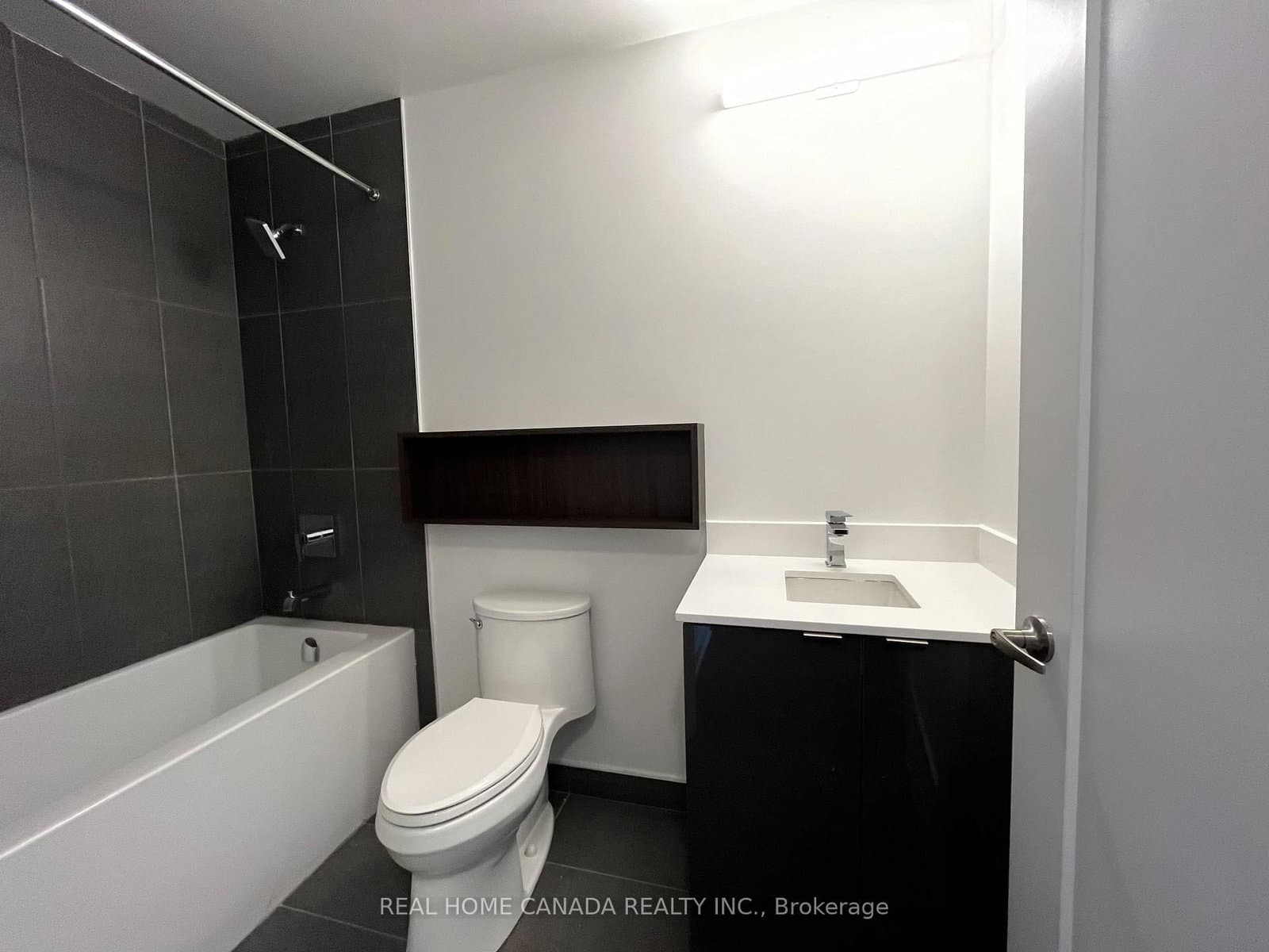 70 Princess Street, Unit 1508 thumbnail 16