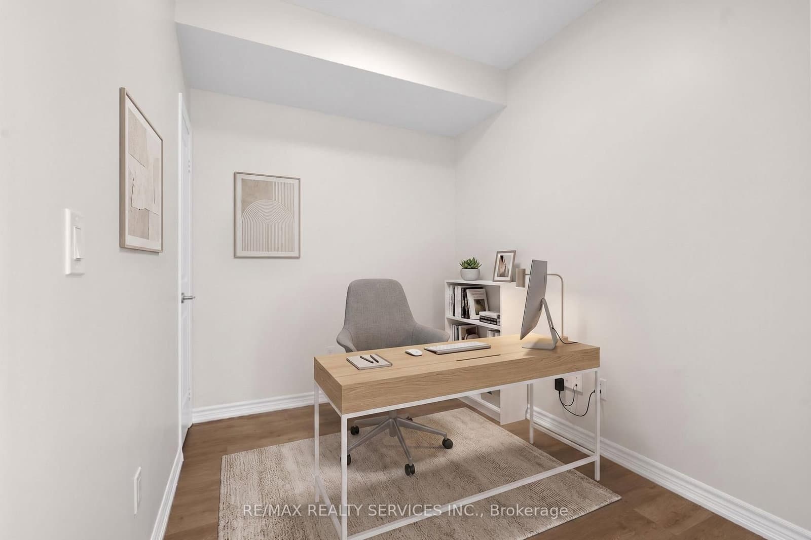 85 East Liberty Street, Unit 1802 thumbnail 10