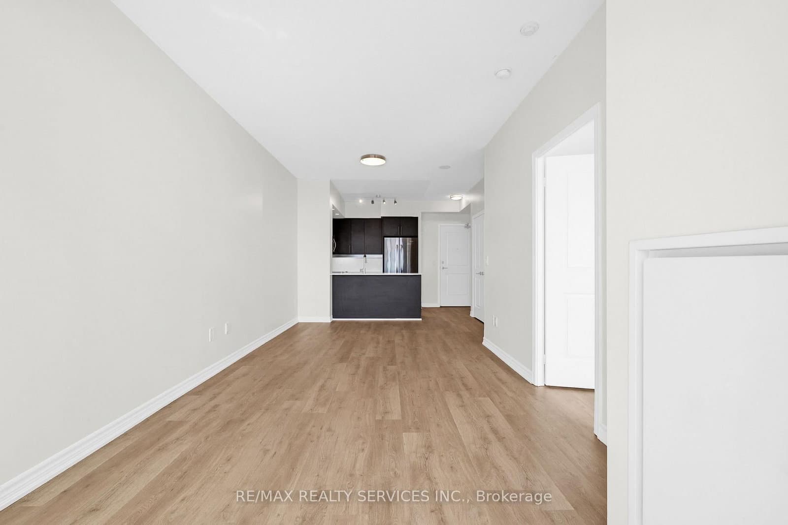 85 East Liberty Street, Unit 1802 thumbnail 19
