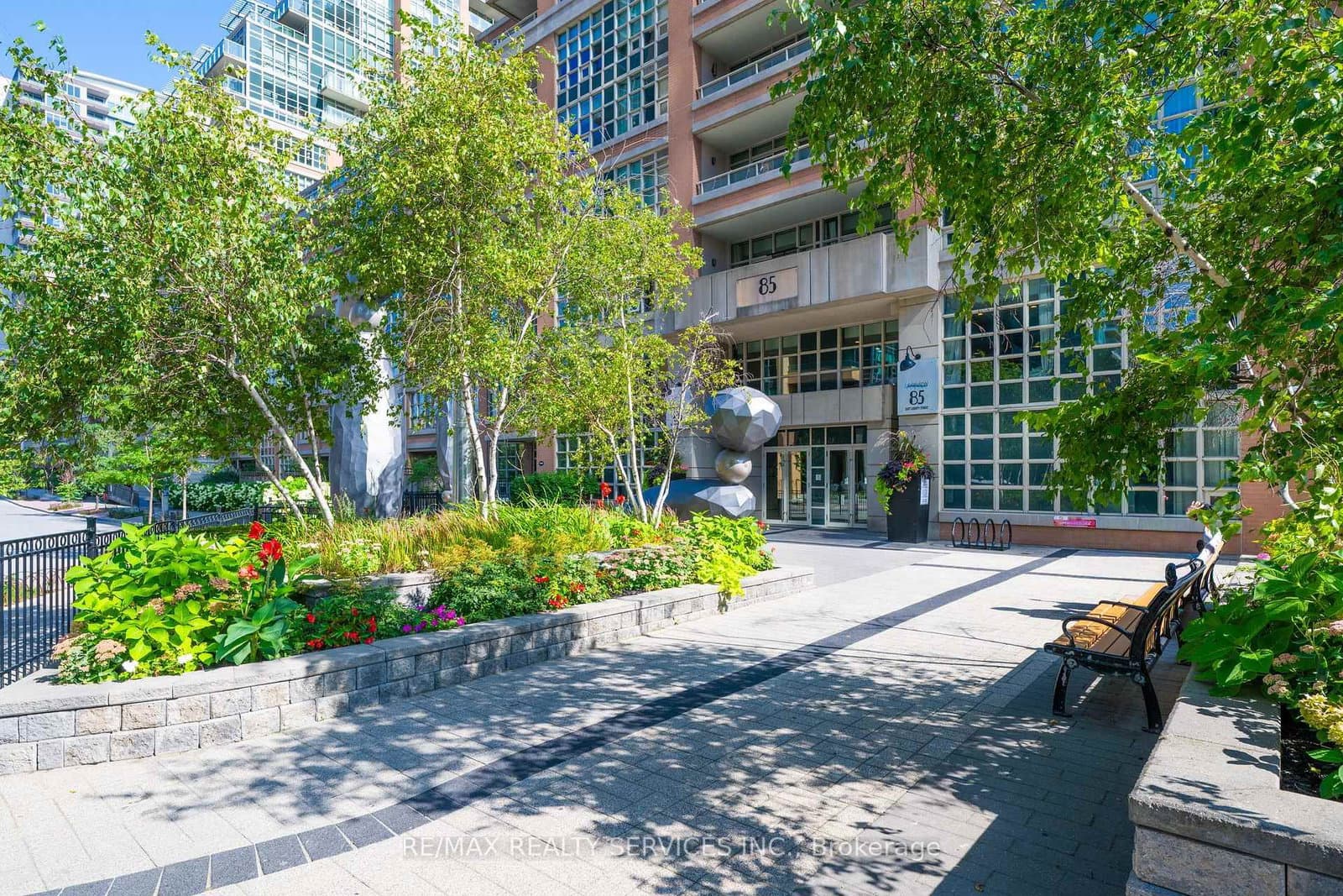 85 East Liberty Street, Unit 1802 thumbnail 3