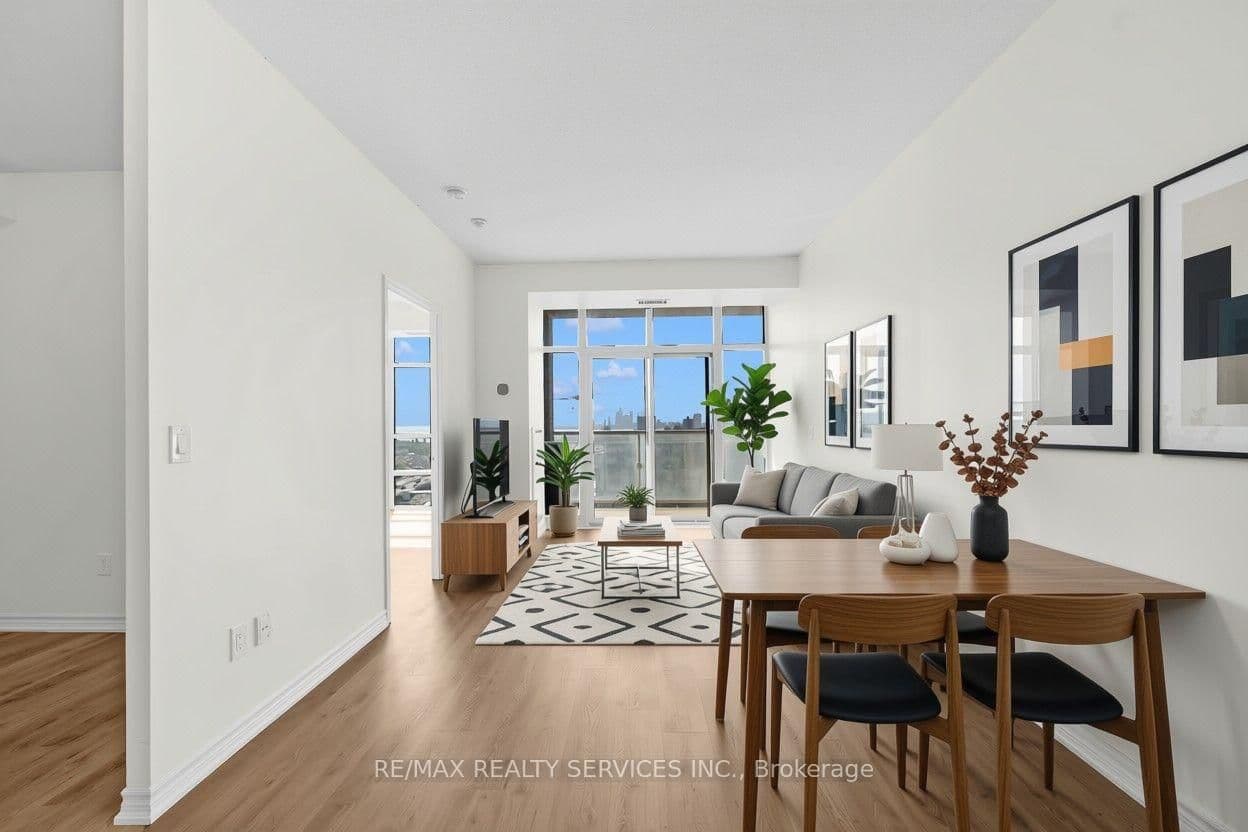 85 East Liberty Street, Unit 1802 thumbnail 6