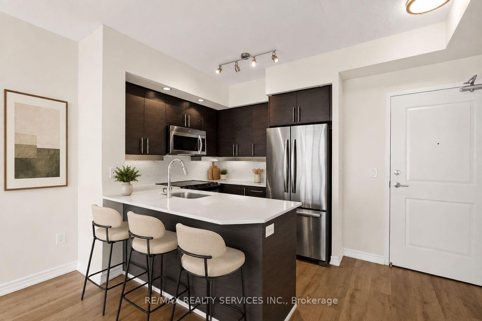 85 East Liberty Street, Unit 1802 thumbnail 7