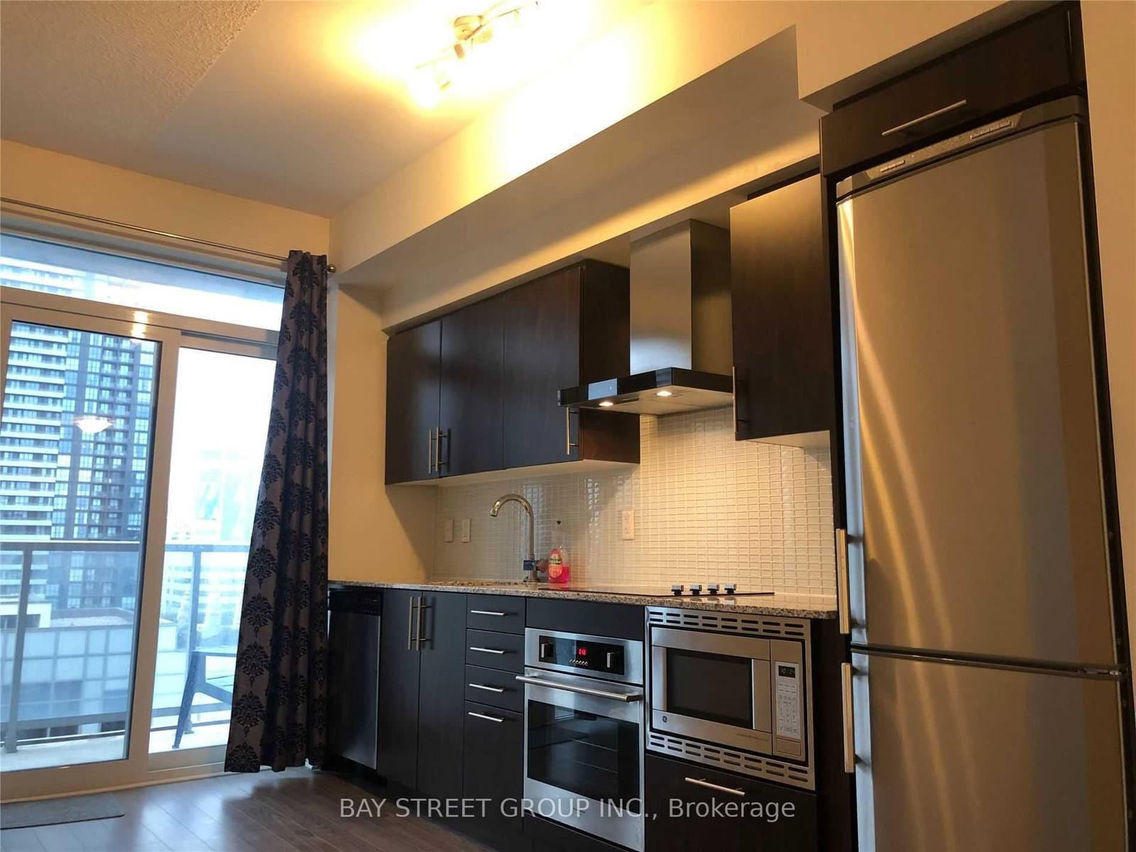 352 Front Street W, Unit 2217 thumbnail 6