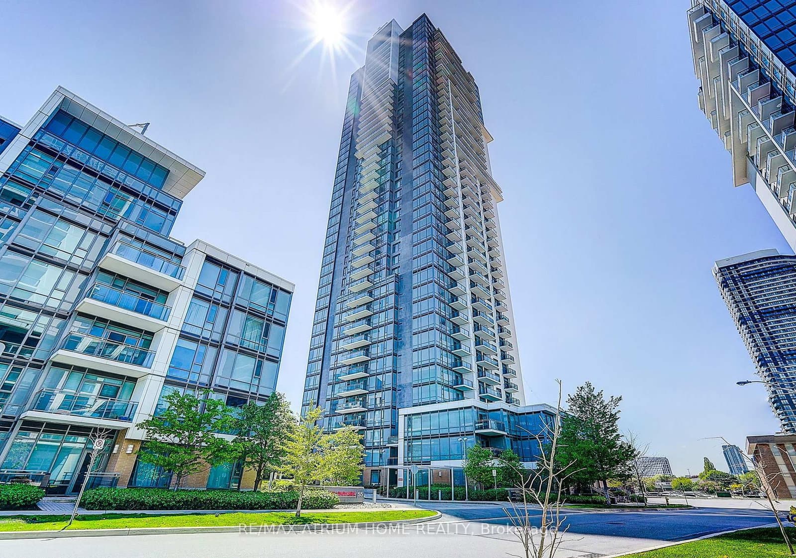 55 Ann O'reilly Road, Unit 810 thumbnail 2
