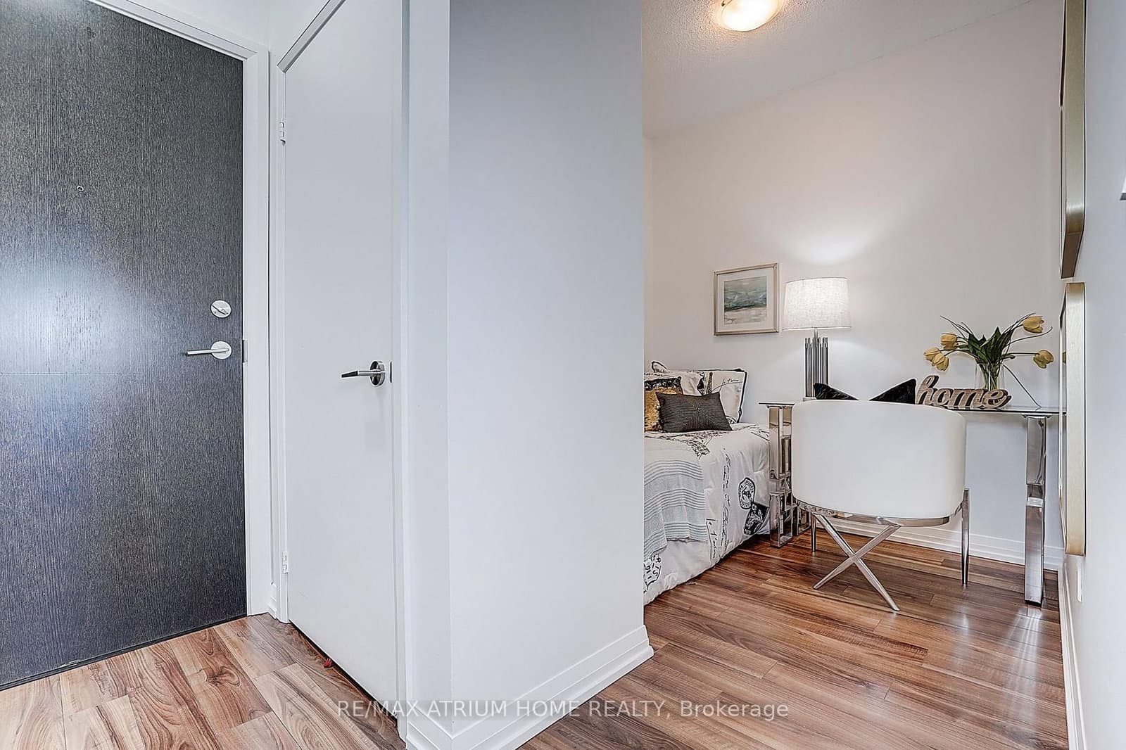 55 Ann O'reilly Road, Unit 810 thumbnail 21