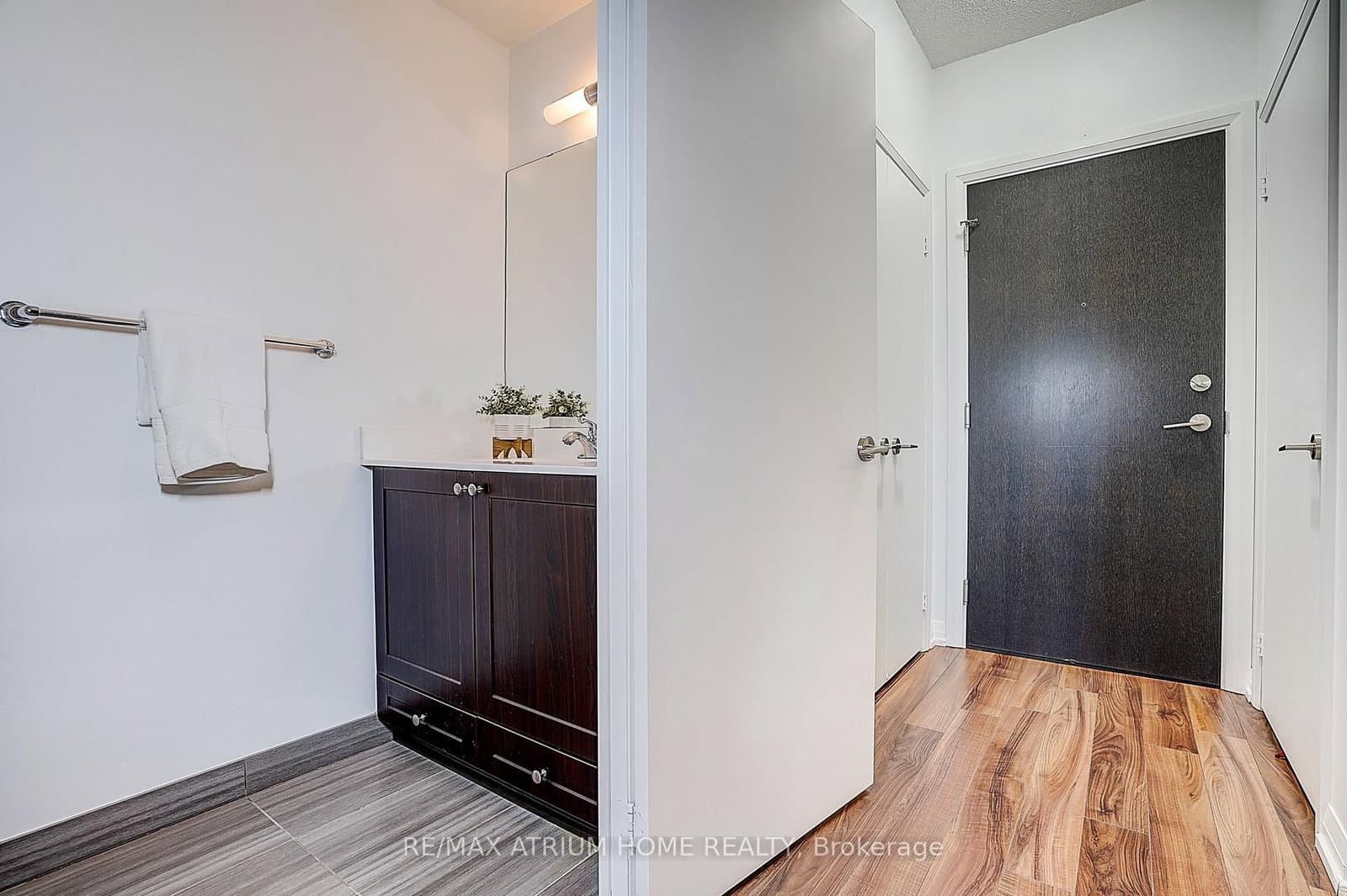 55 Ann O'reilly Road, Unit 810 thumbnail 24