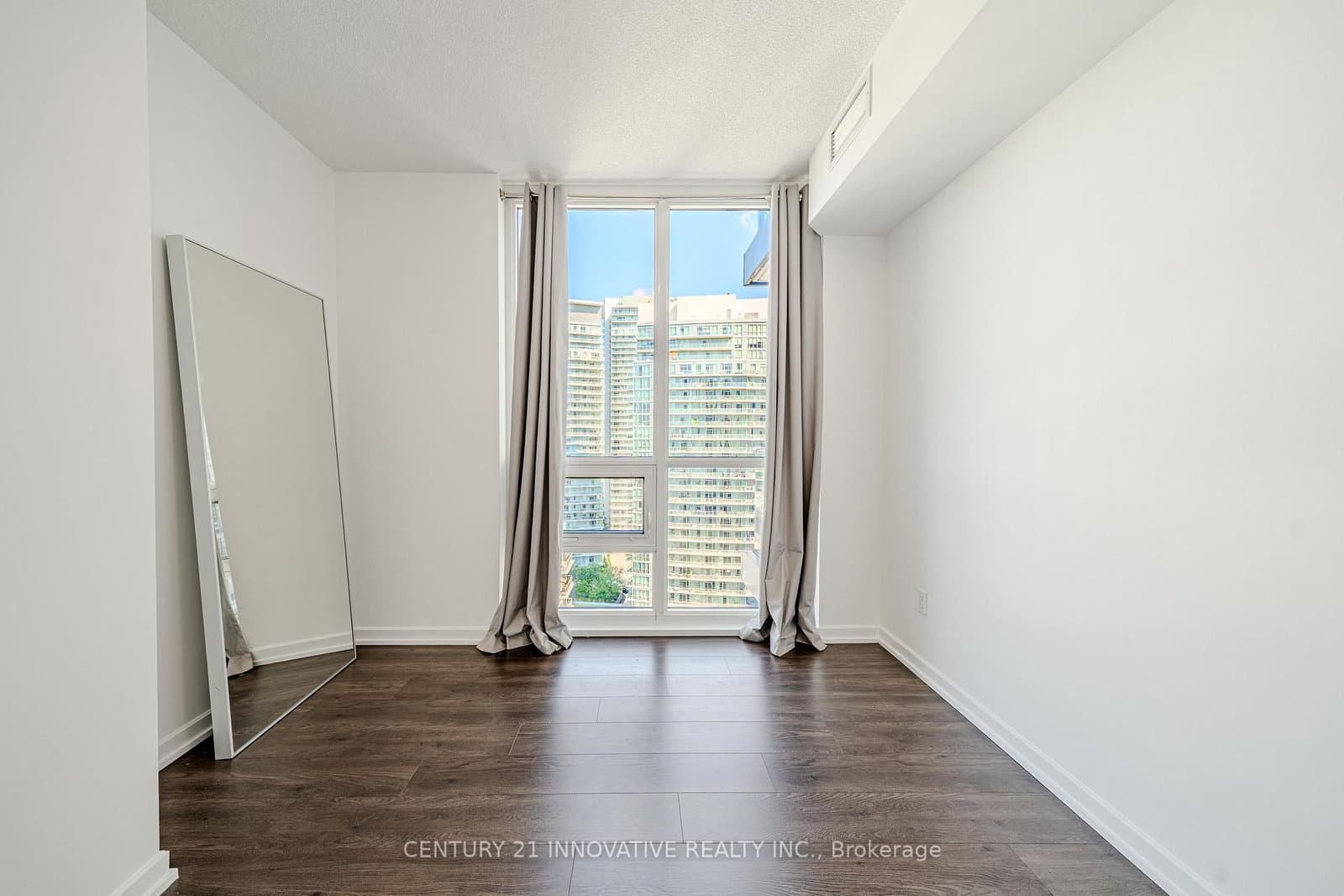 50 Forest Manor Road, Unit 1805 thumbnail 17