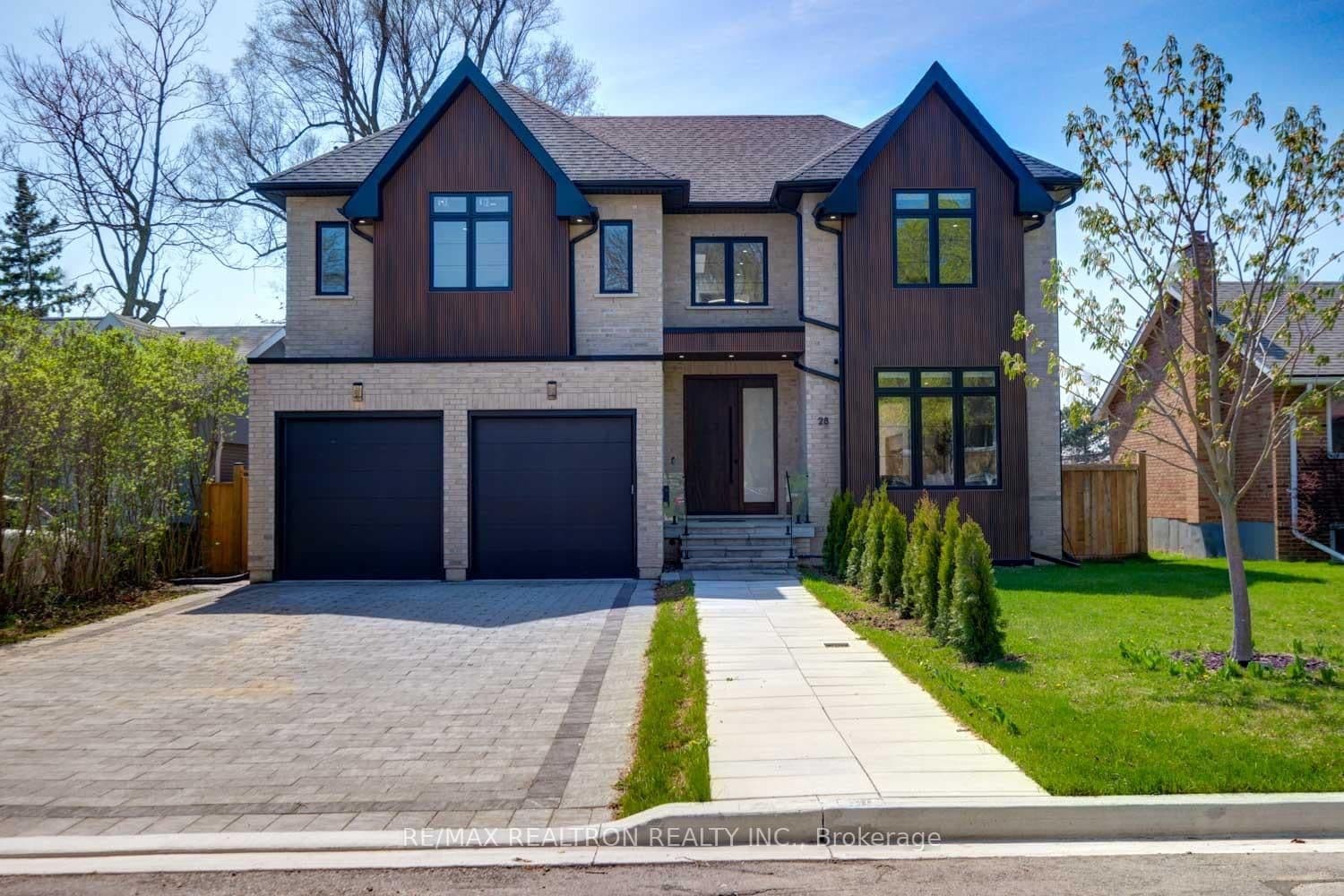 28 Ternhill Crescent - Image 1