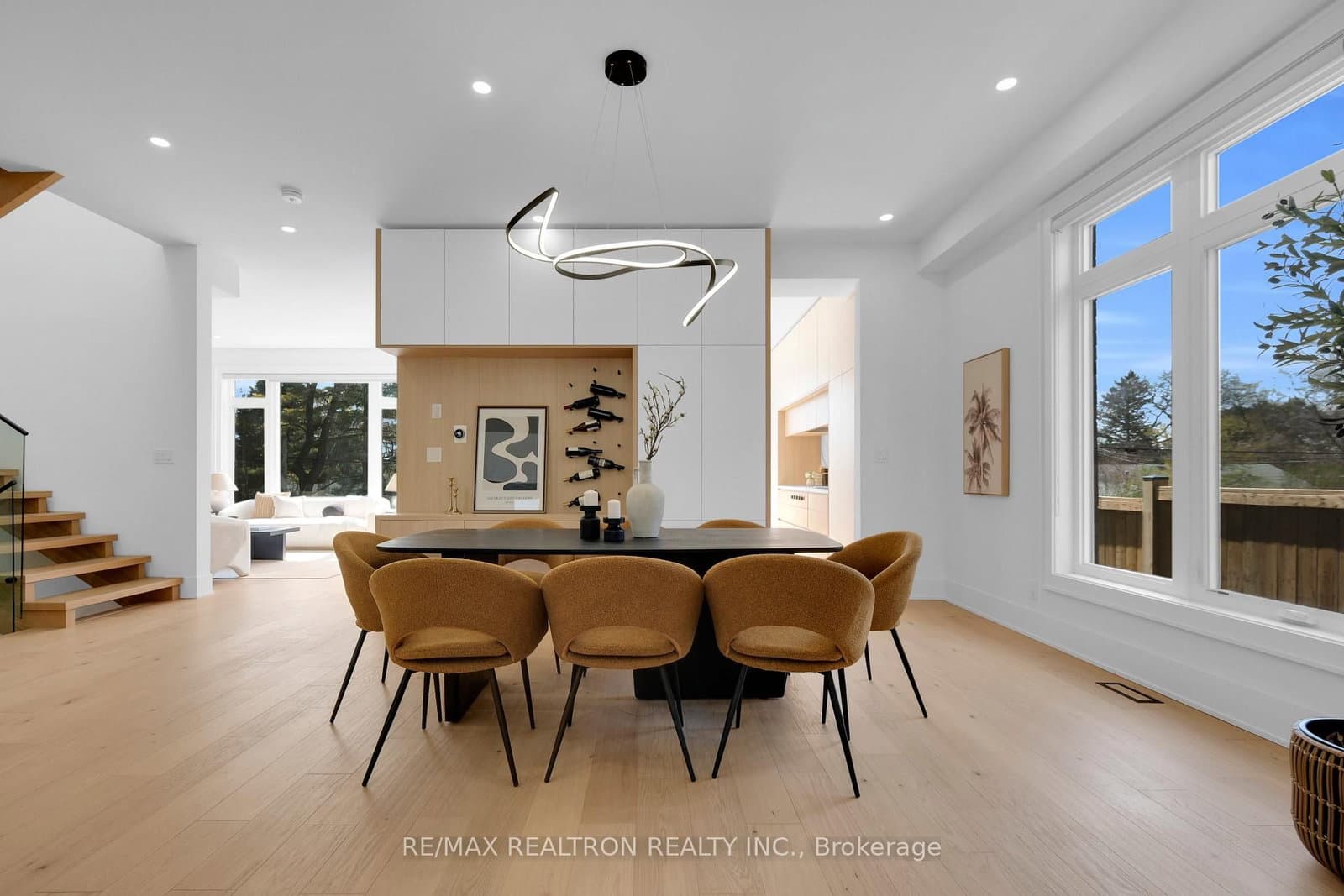 28 Ternhill Crescent thumbnail 12