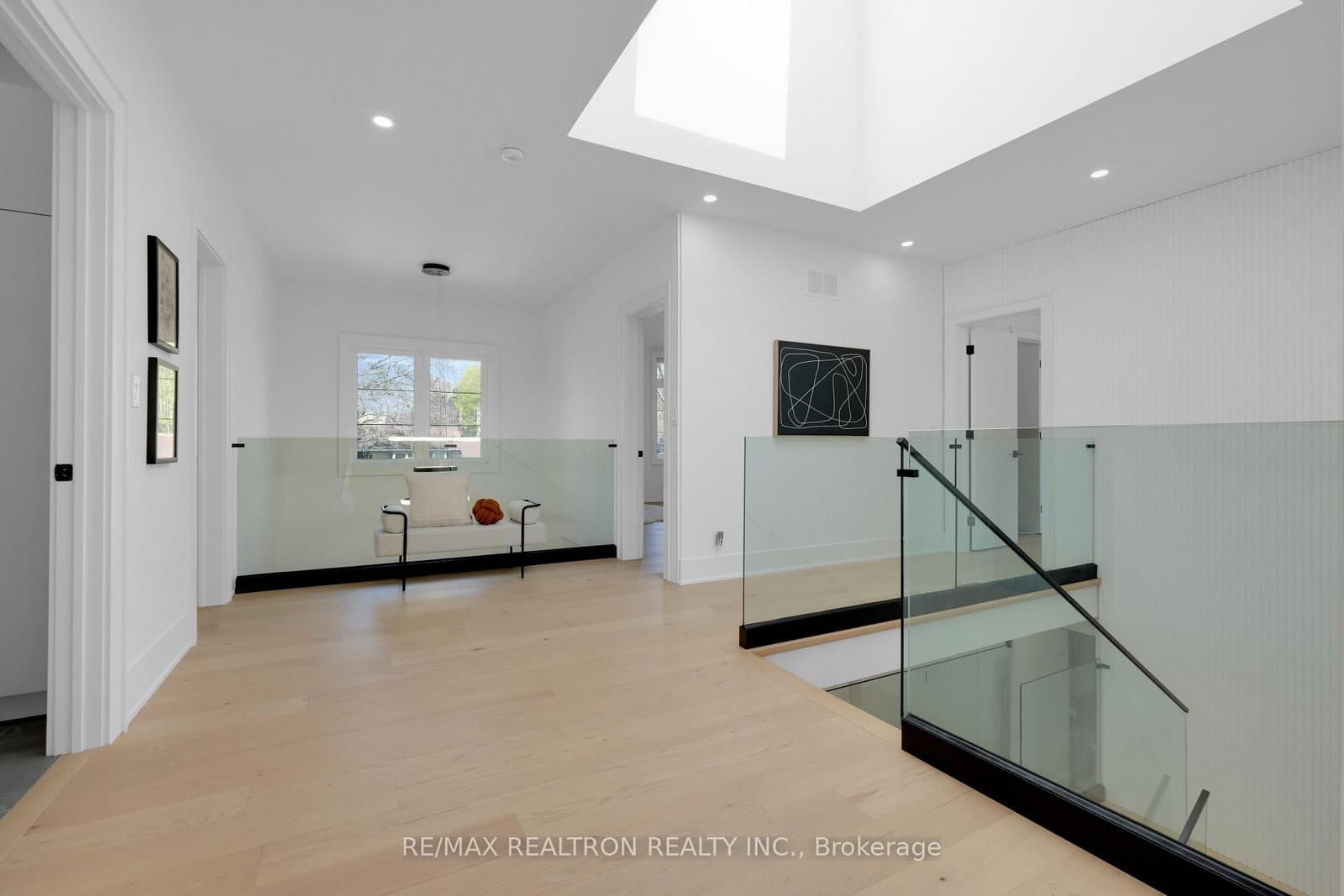 28 Ternhill Crescent thumbnail 24