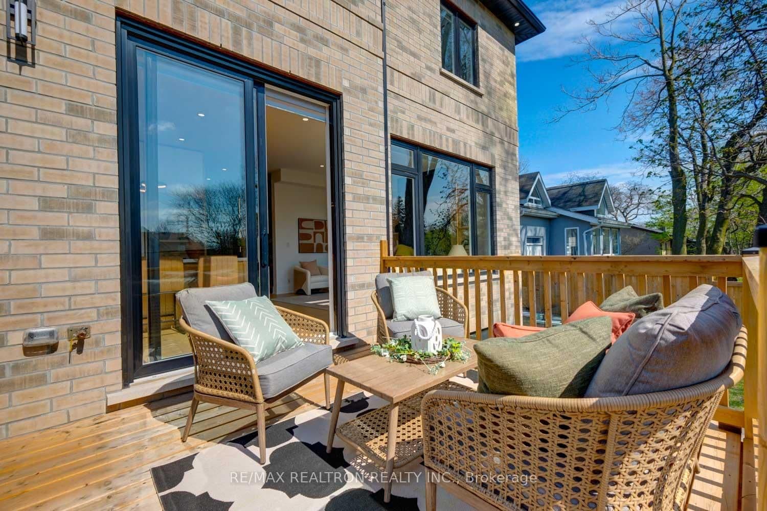 28 Ternhill Crescent thumbnail 5