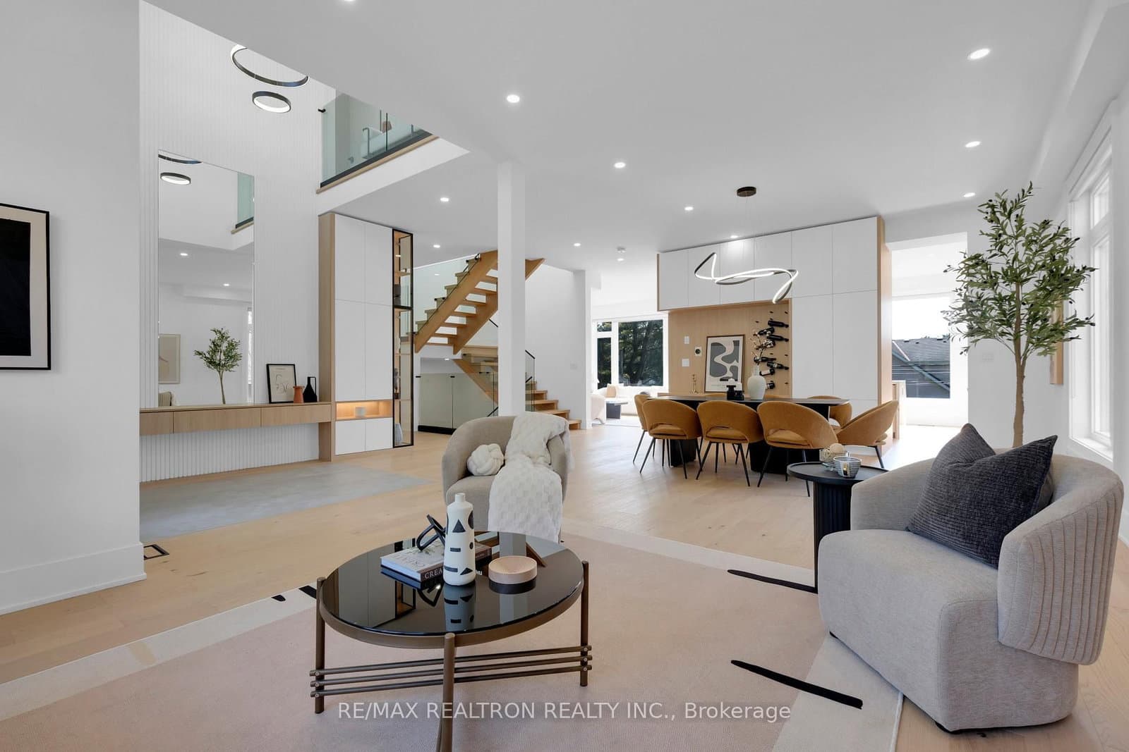 28 Ternhill Crescent thumbnail 9