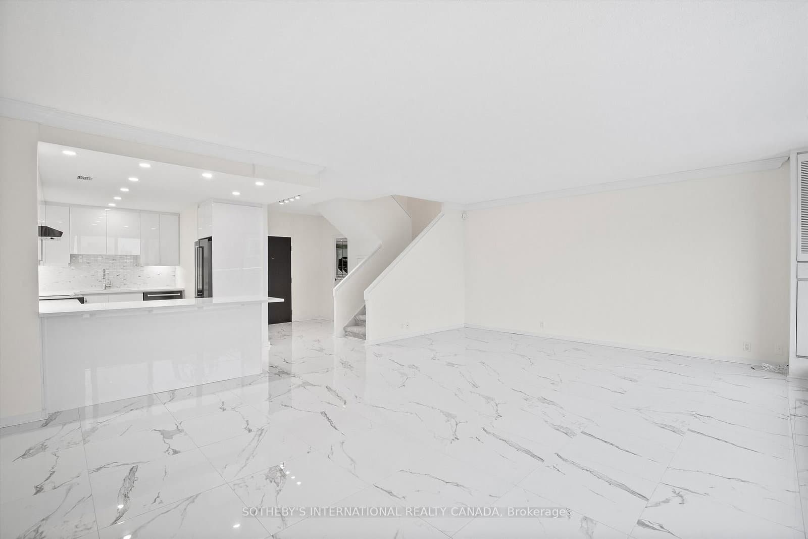 55A Avenue Road, Unit 408 thumbnail 16