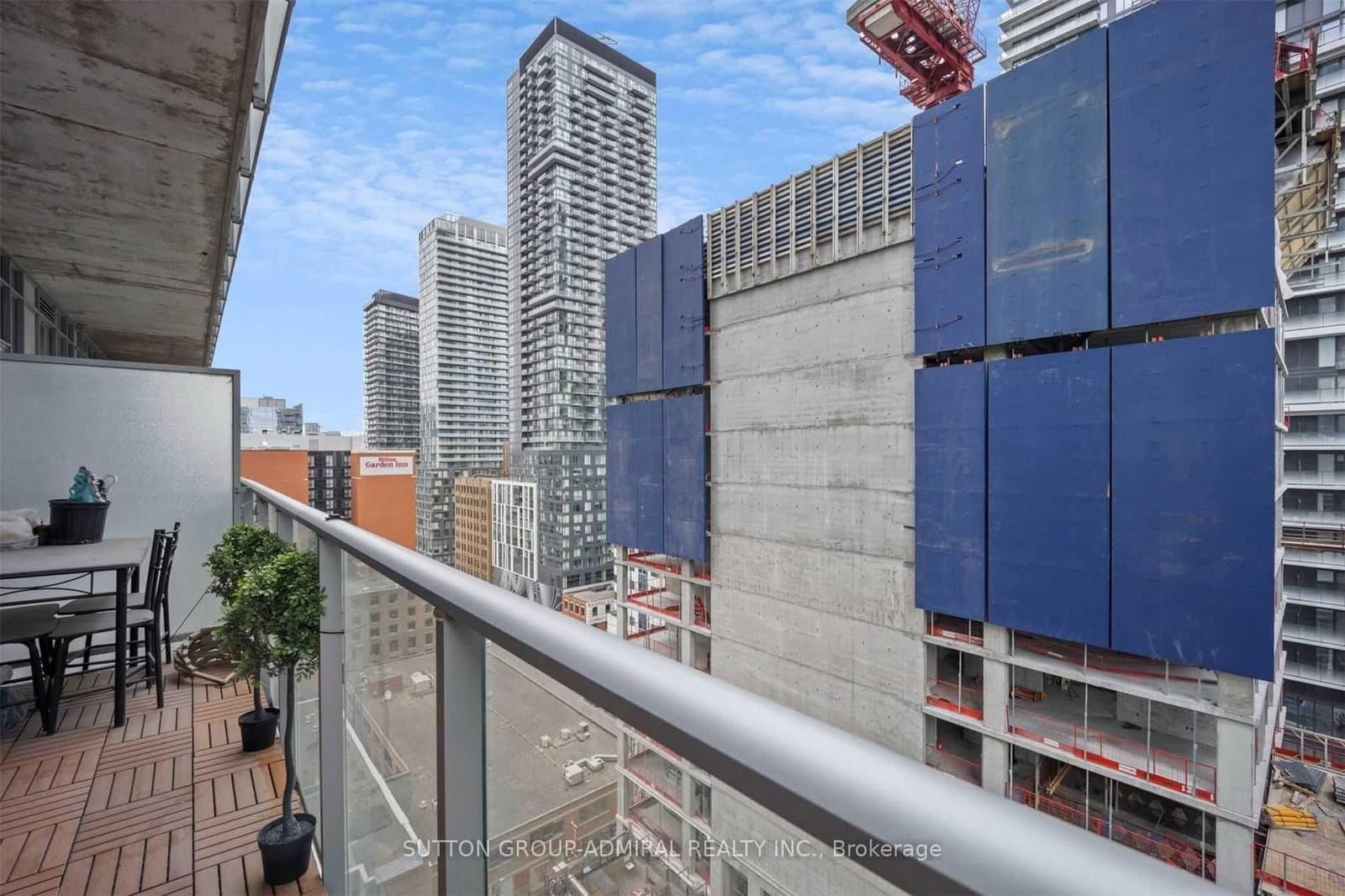 375 King Street W, Unit 1604 thumbnail 11