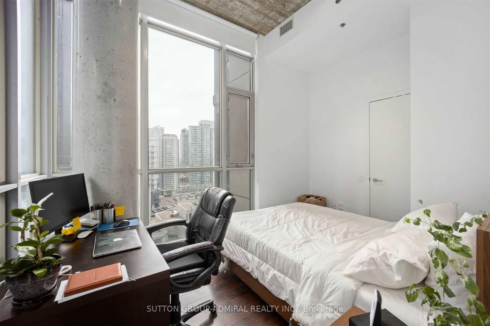 375 King Street W, Unit 1604 thumbnail 7