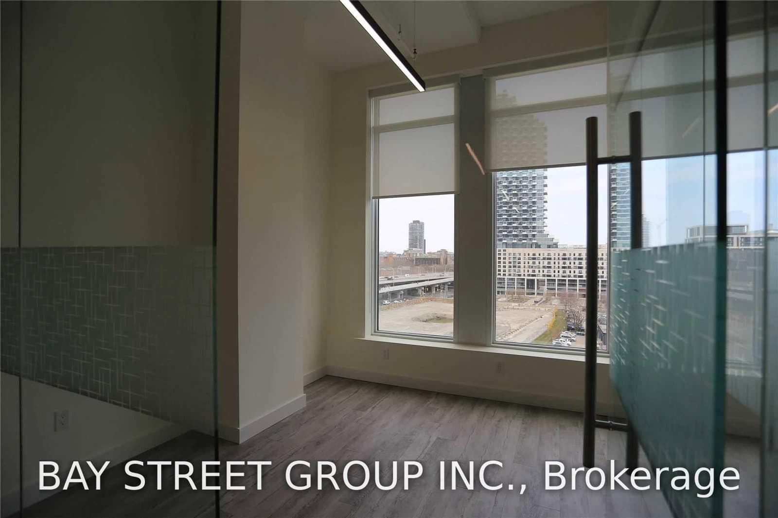 130 Queens Quay E, Unit 611 thumbnail 10
