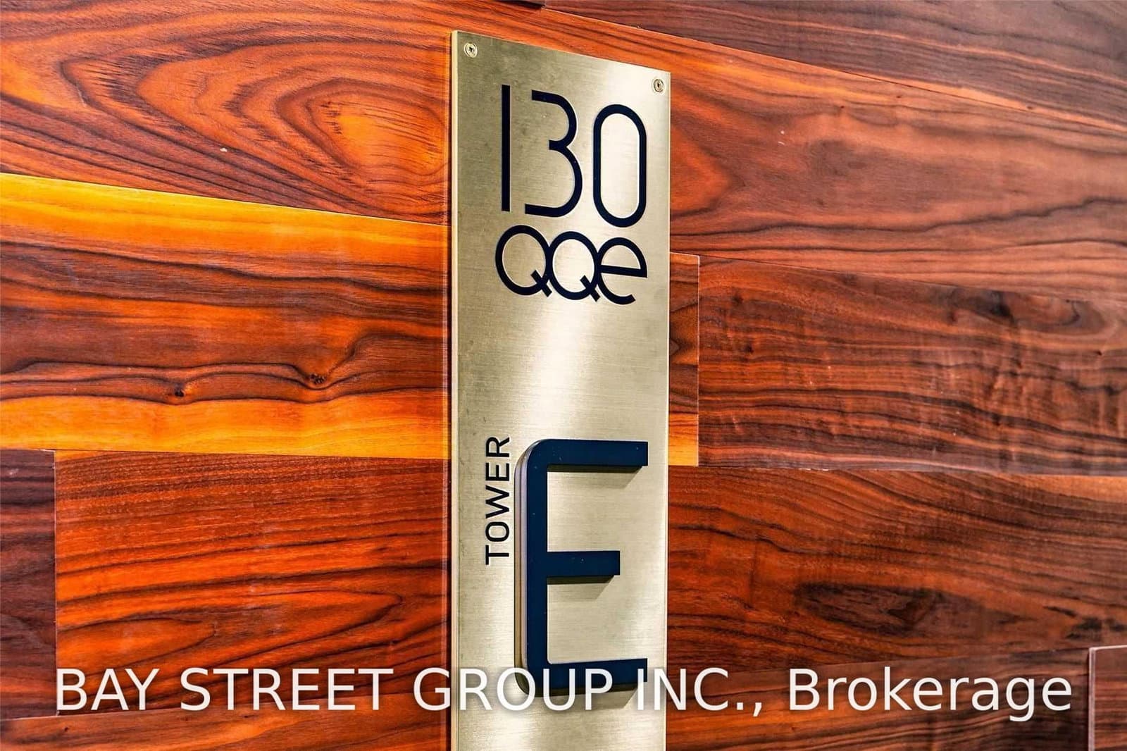130 Queens Quay E, Unit 611 thumbnail 2