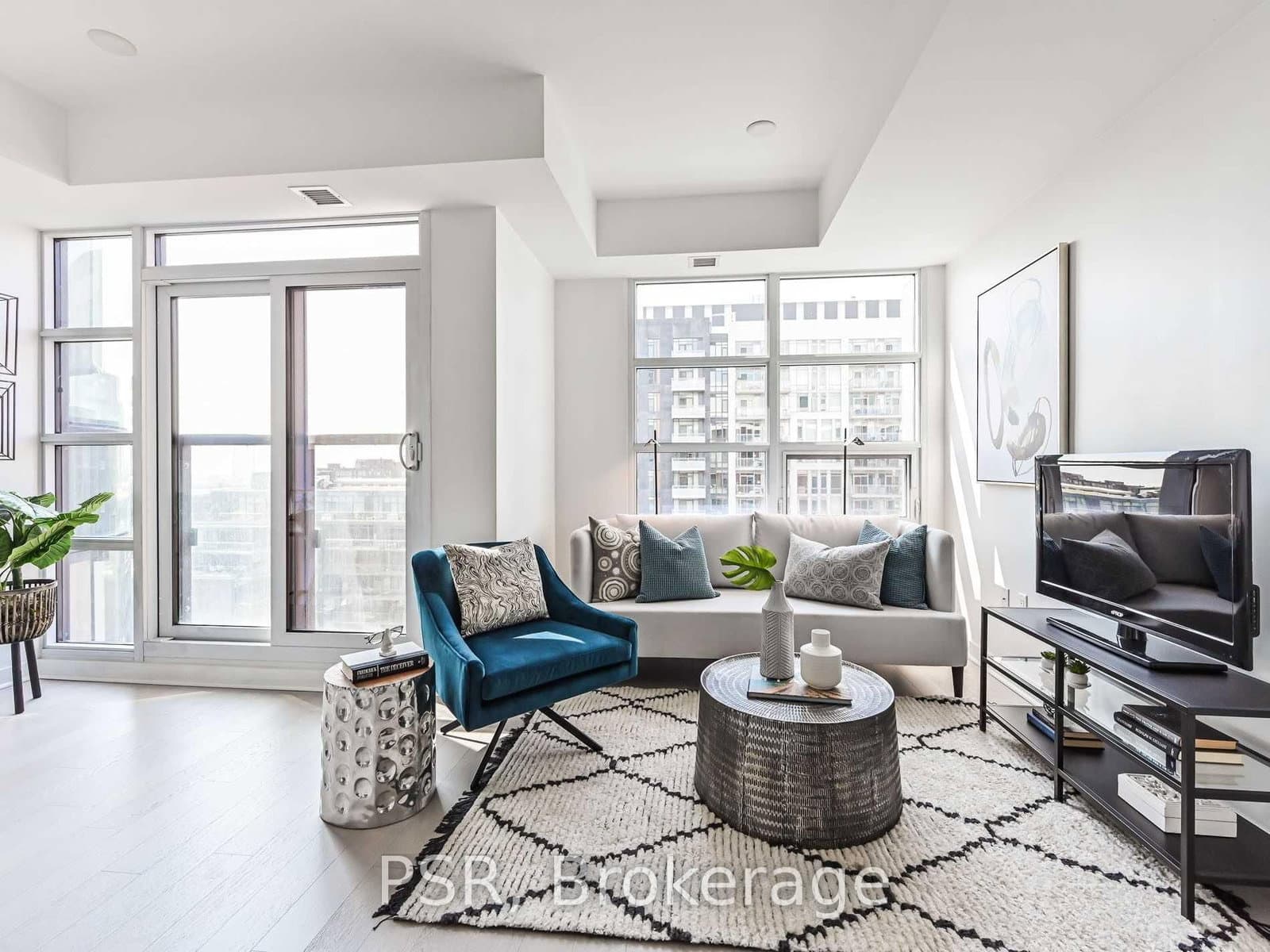 501 Adelaide Street W, Unit 1205 thumbnail 4