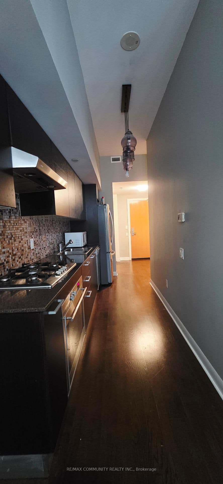 375 King Street W, Unit 1708 thumbnail 16