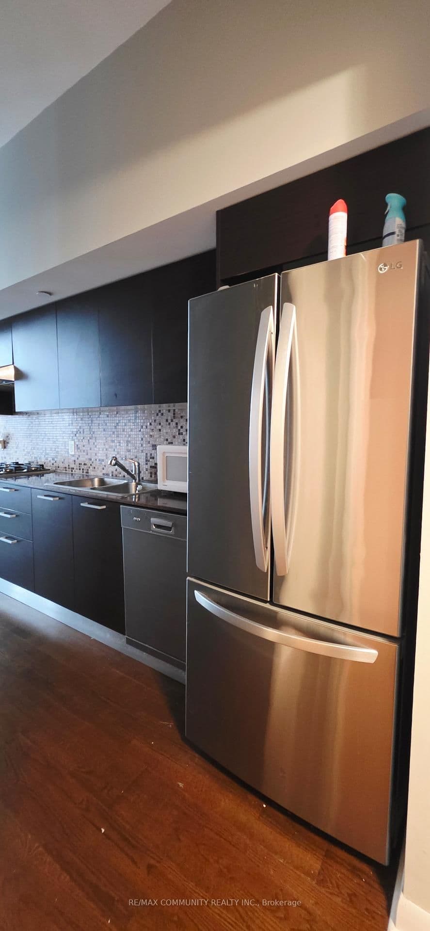 375 King Street W, Unit 1708 thumbnail 18