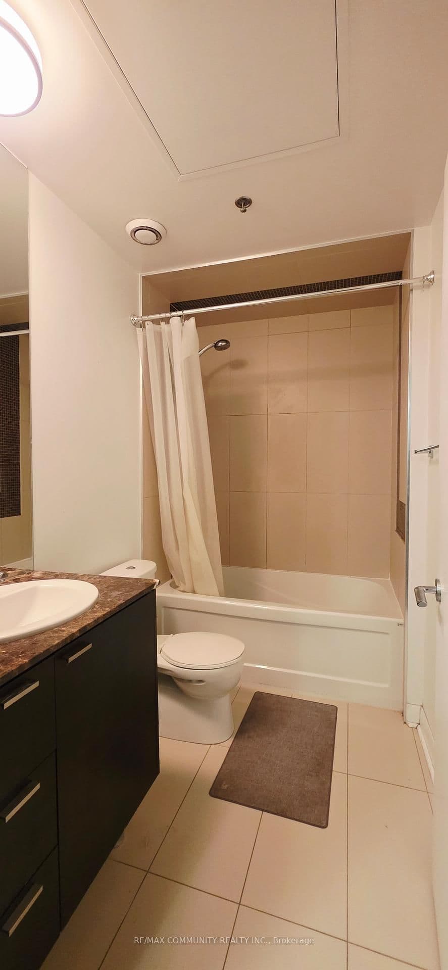 375 King Street W, Unit 1708 thumbnail 21