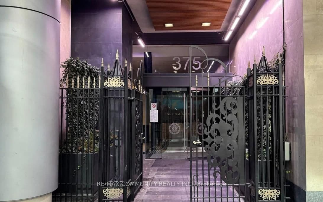 375 King Street W, Unit 1708 thumbnail 5