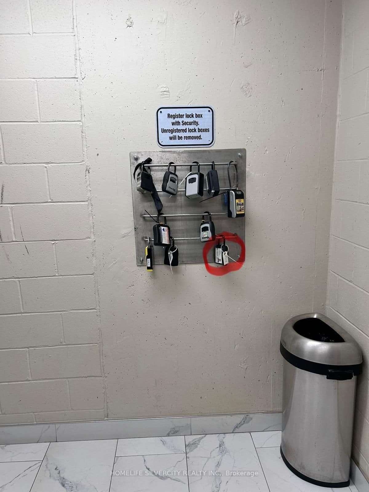 76 Shuter Street, Unit 302 thumbnail 15