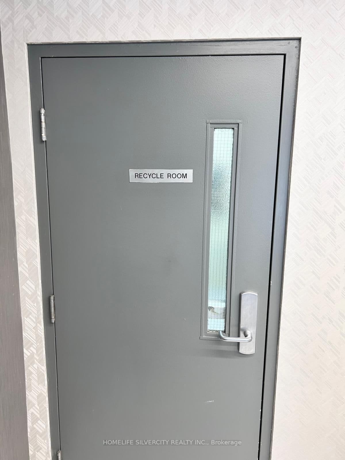 76 Shuter Street, Unit 302 thumbnail 18