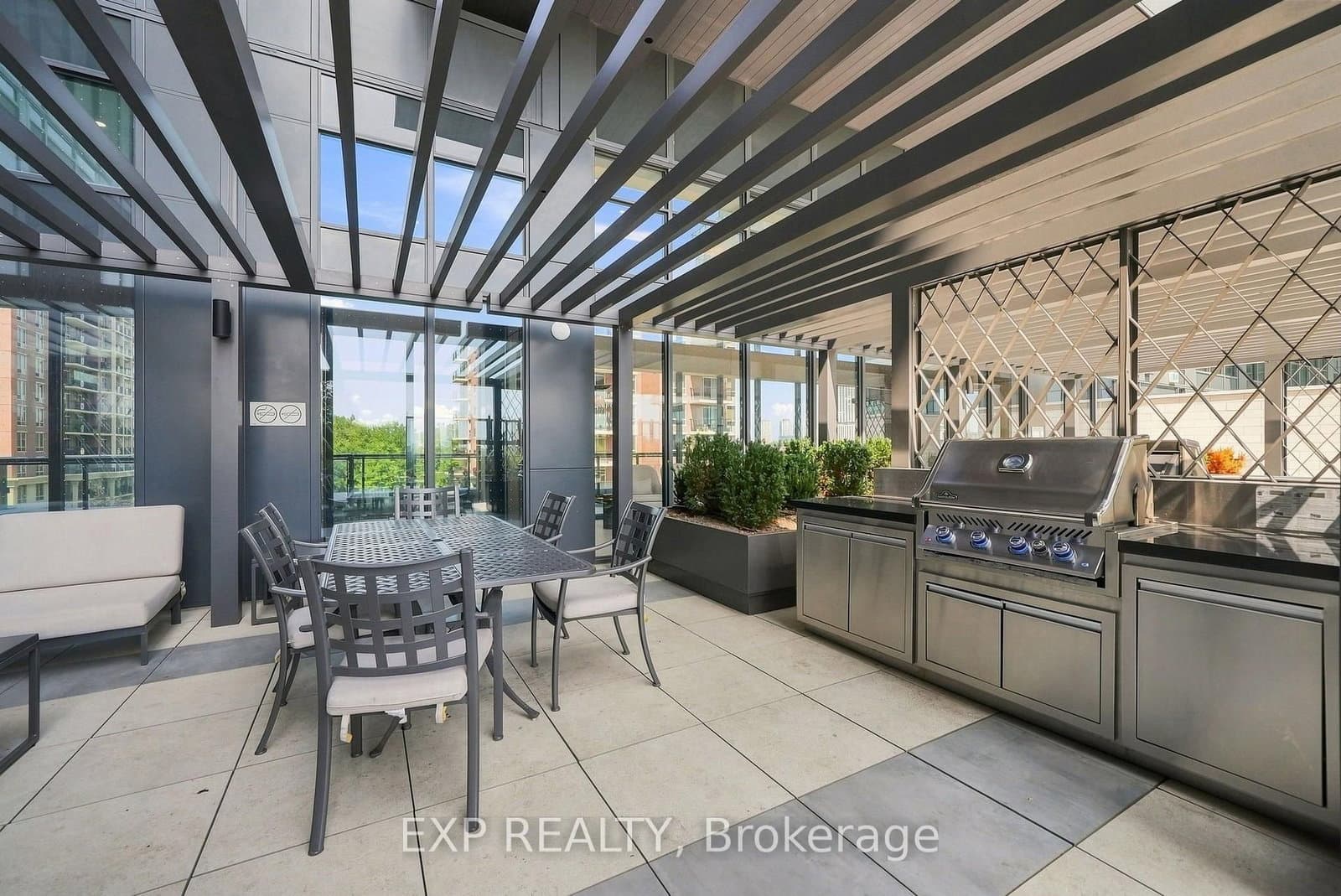 30 Inn On The Park Drive, Unit 2301 thumbnail 32