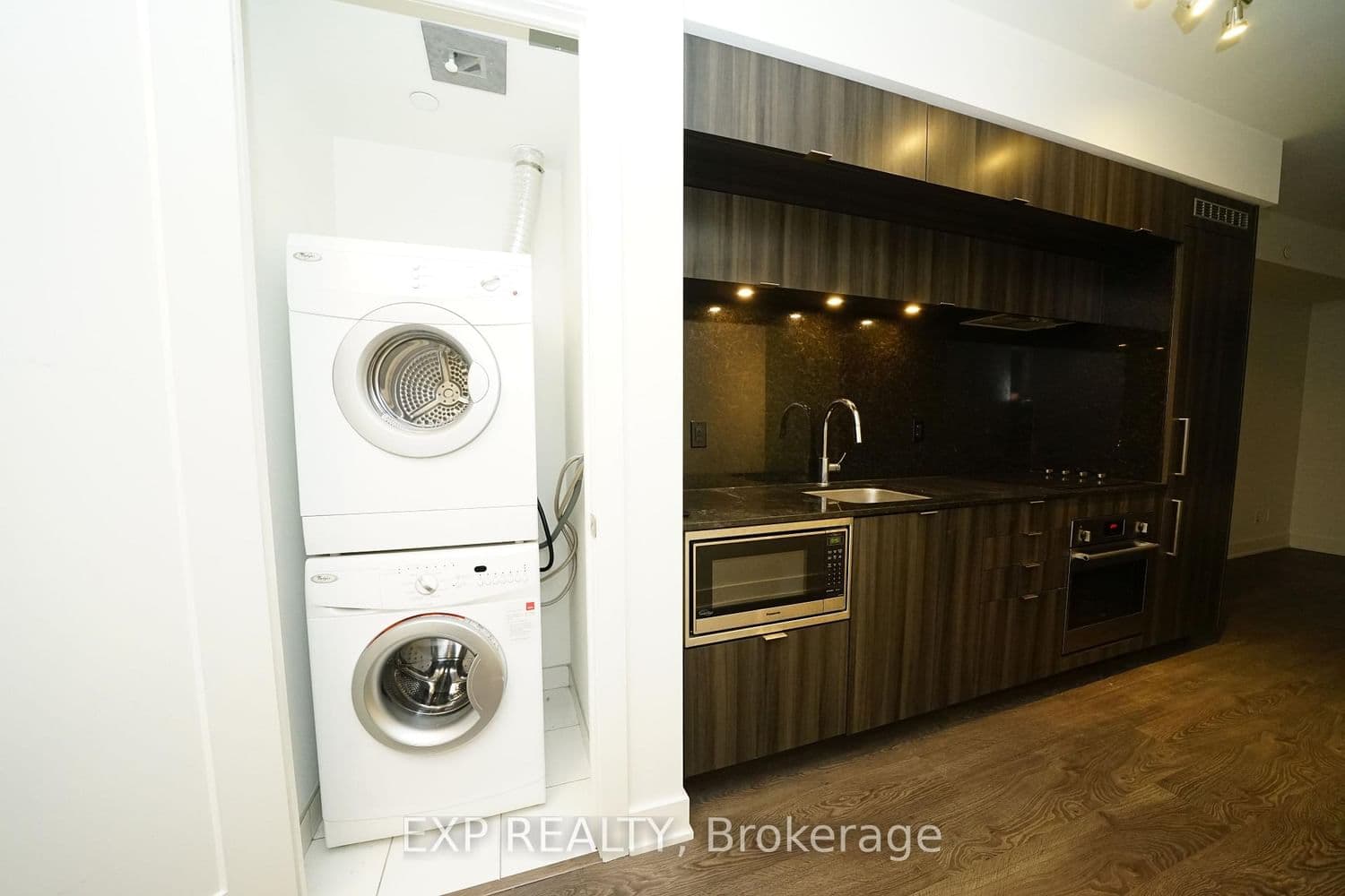 38 Cameron Street, Unit 307 thumbnail 10