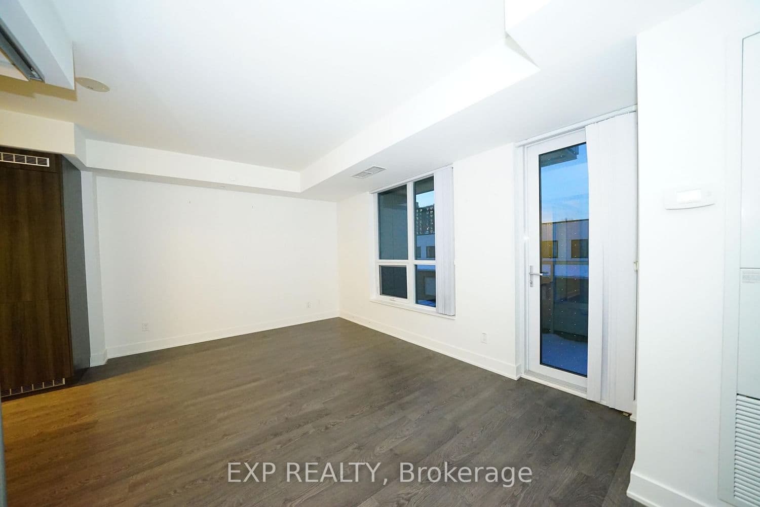 38 Cameron Street, Unit 307 thumbnail 8