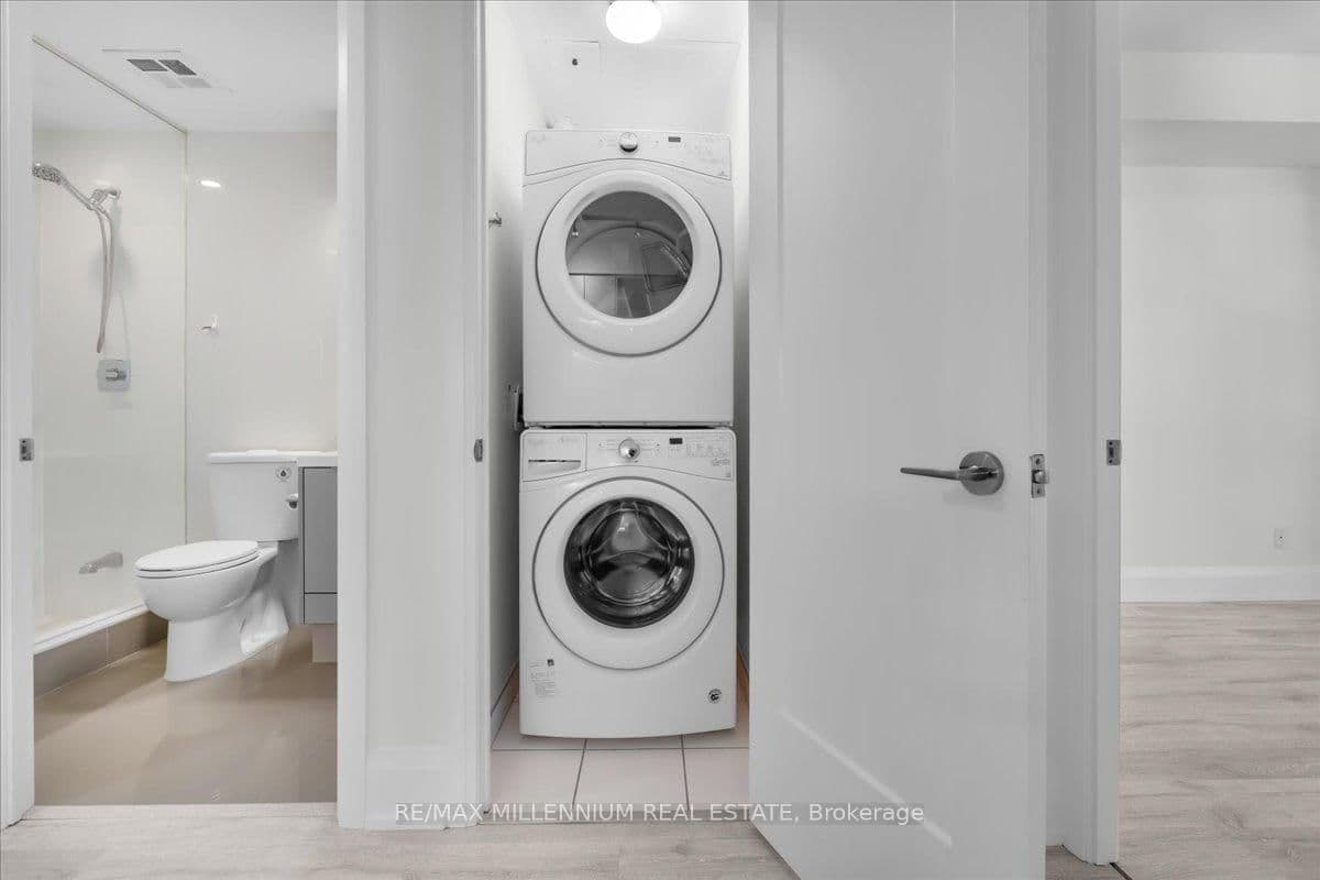101 Erskine Avenue, Unit 1105 thumbnail 25