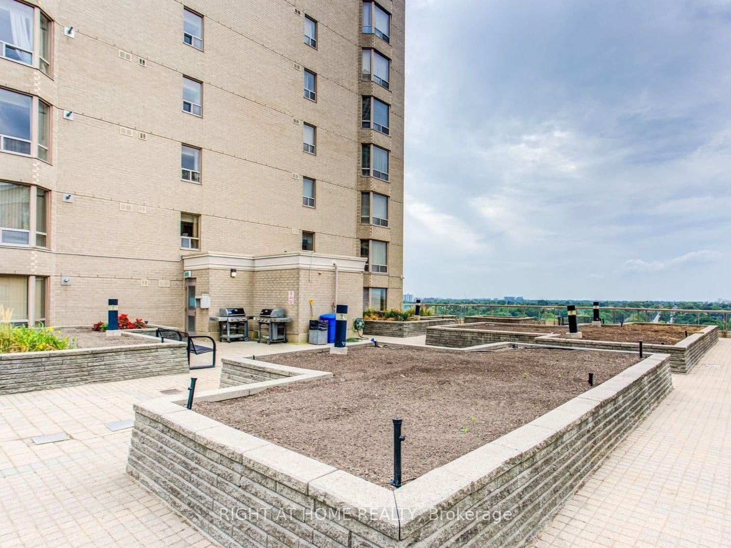 5418 Yonge Street, Unit 706 thumbnail 27