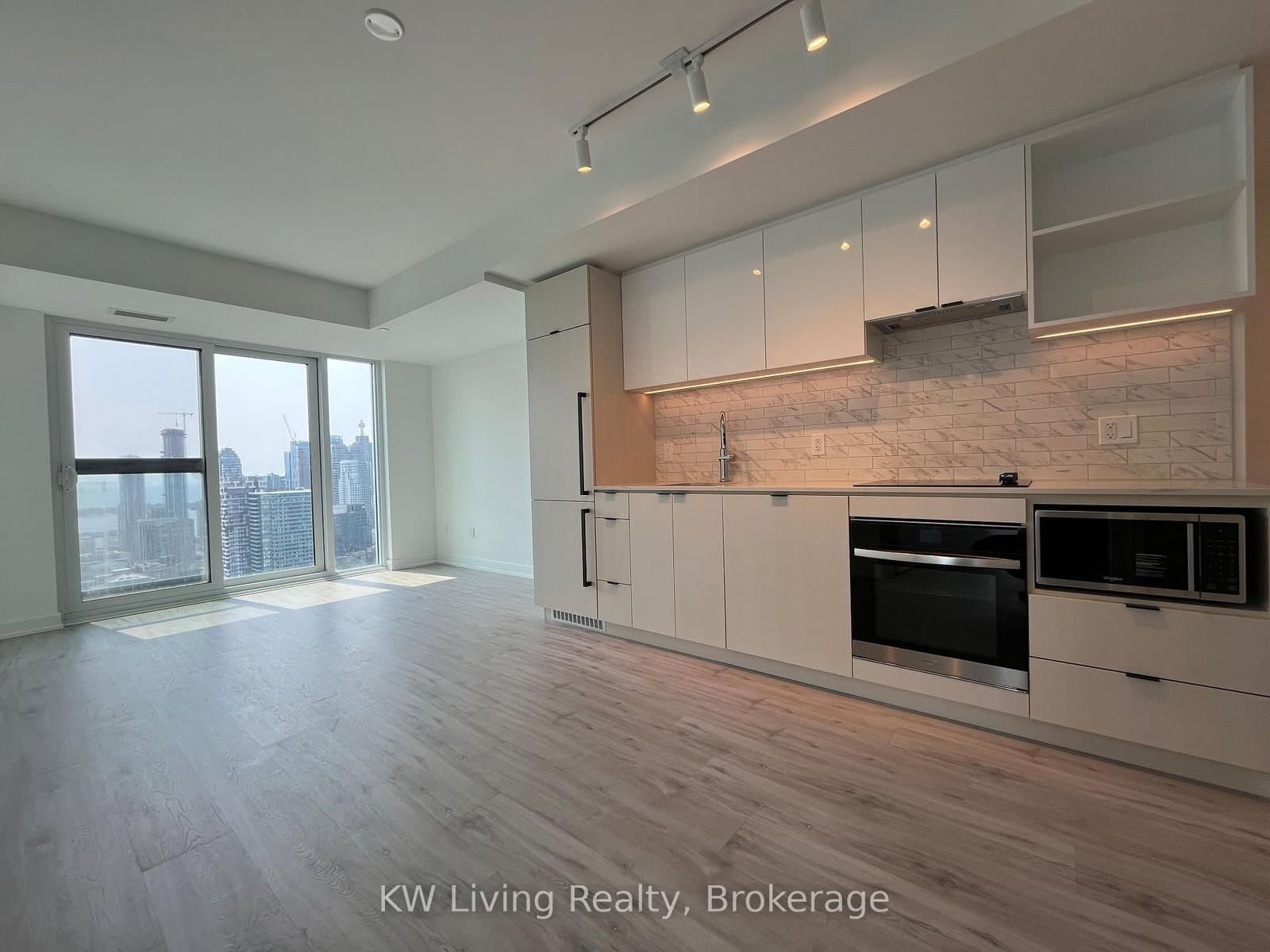 252 Church Street, Unit 5711 thumbnail 13