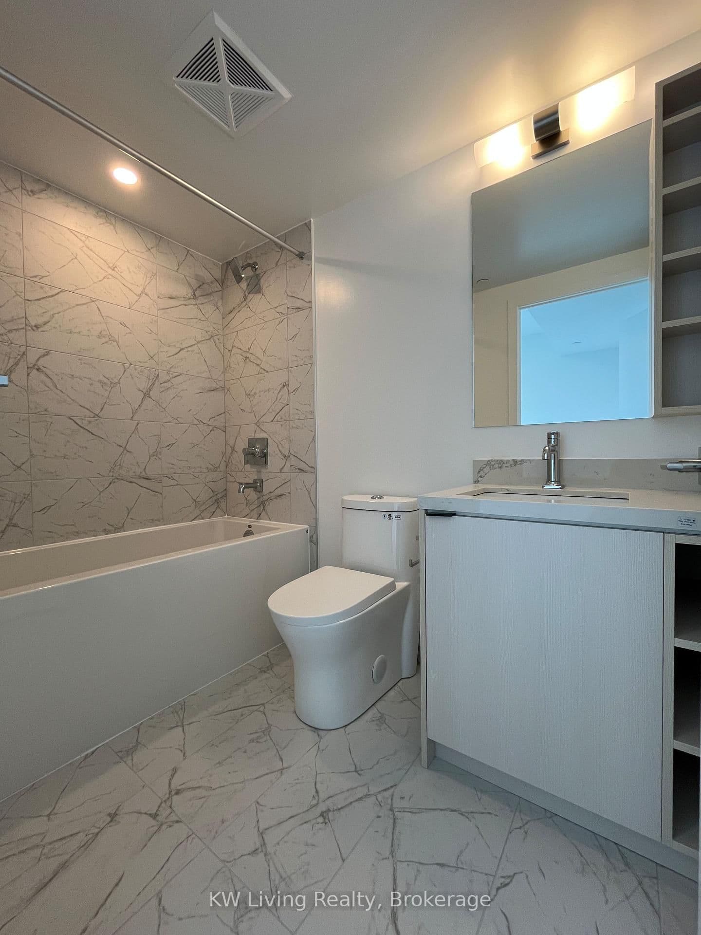 252 Church Street, Unit 5711 thumbnail 6