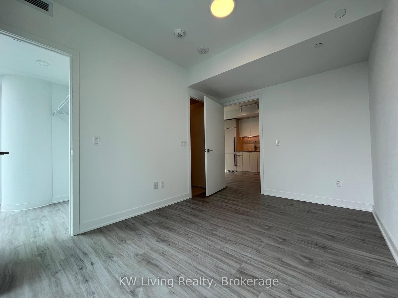 252 Church Street, Unit 5711 thumbnail 8