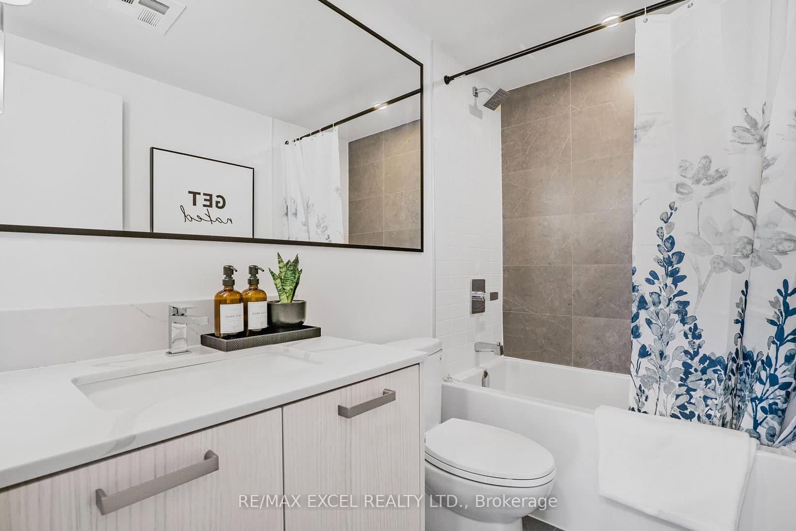 75 Curlew Drive, Unit 2 thumbnail 13