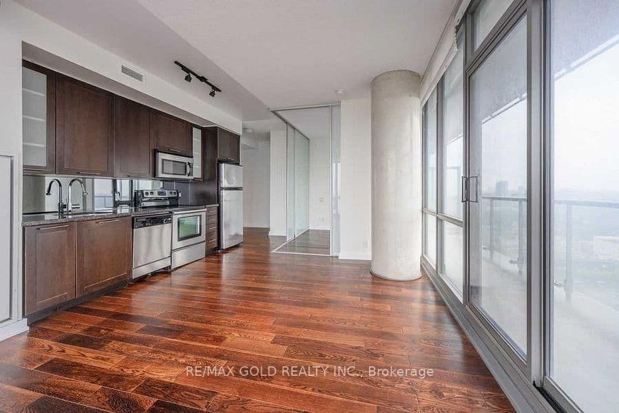 33 Mill Street, Unit 1904 thumbnail 7