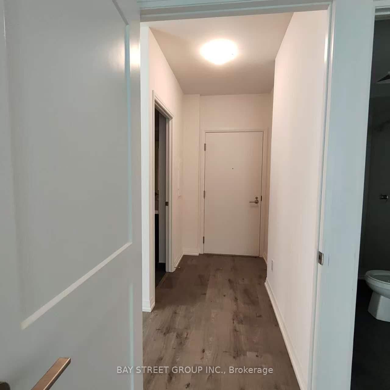 8 Widmer Street, Unit 1612 thumbnail 10