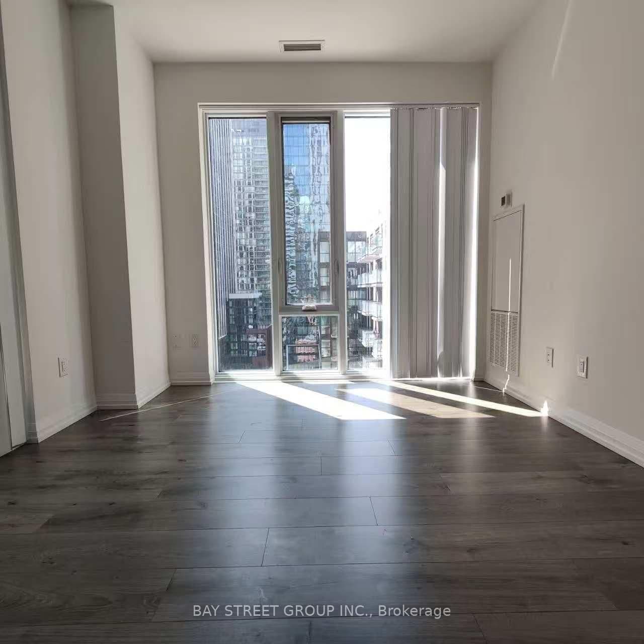 8 Widmer Street, Unit 1612 thumbnail 8