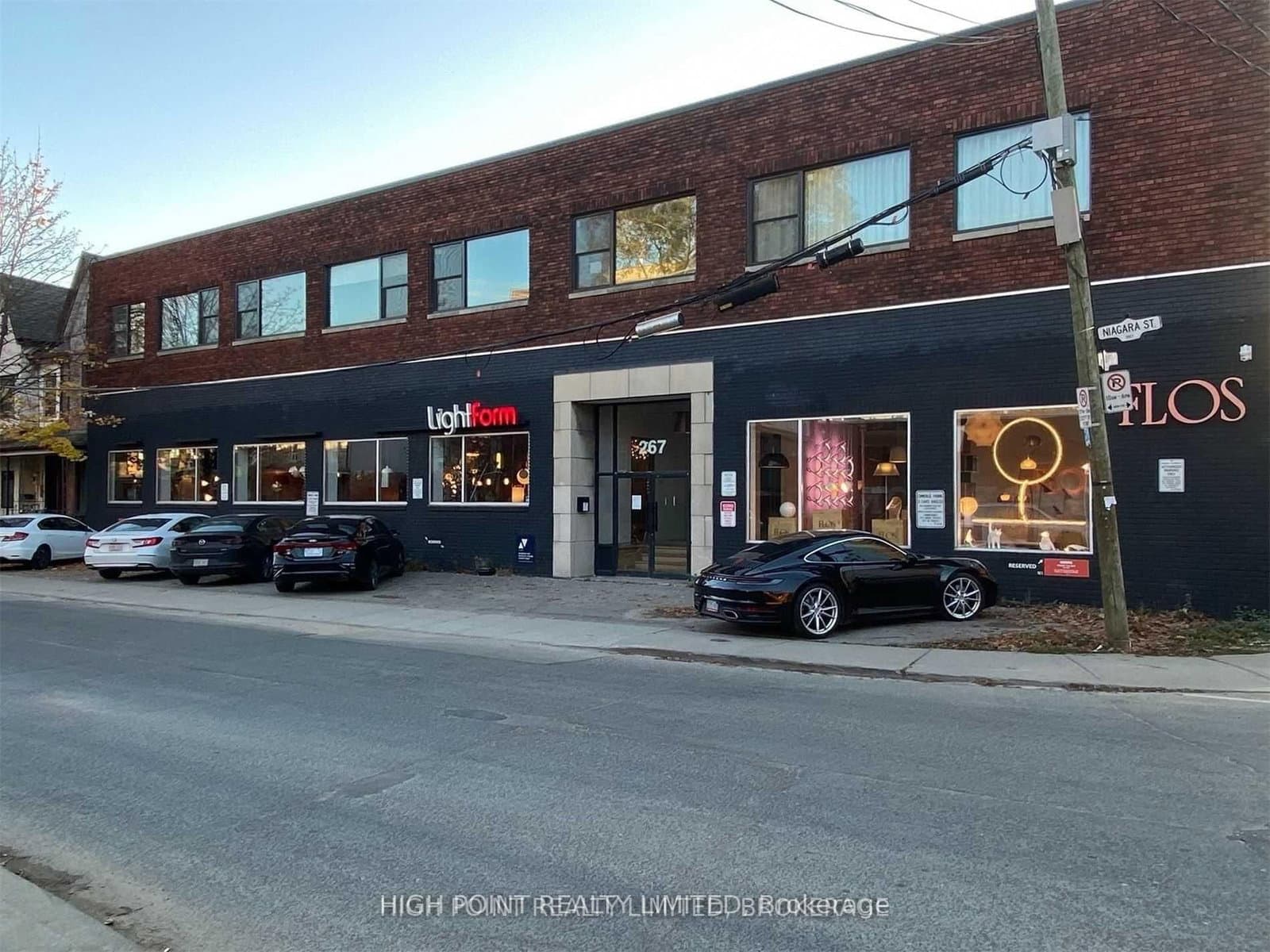 267 Niagara Street thumbnail 4