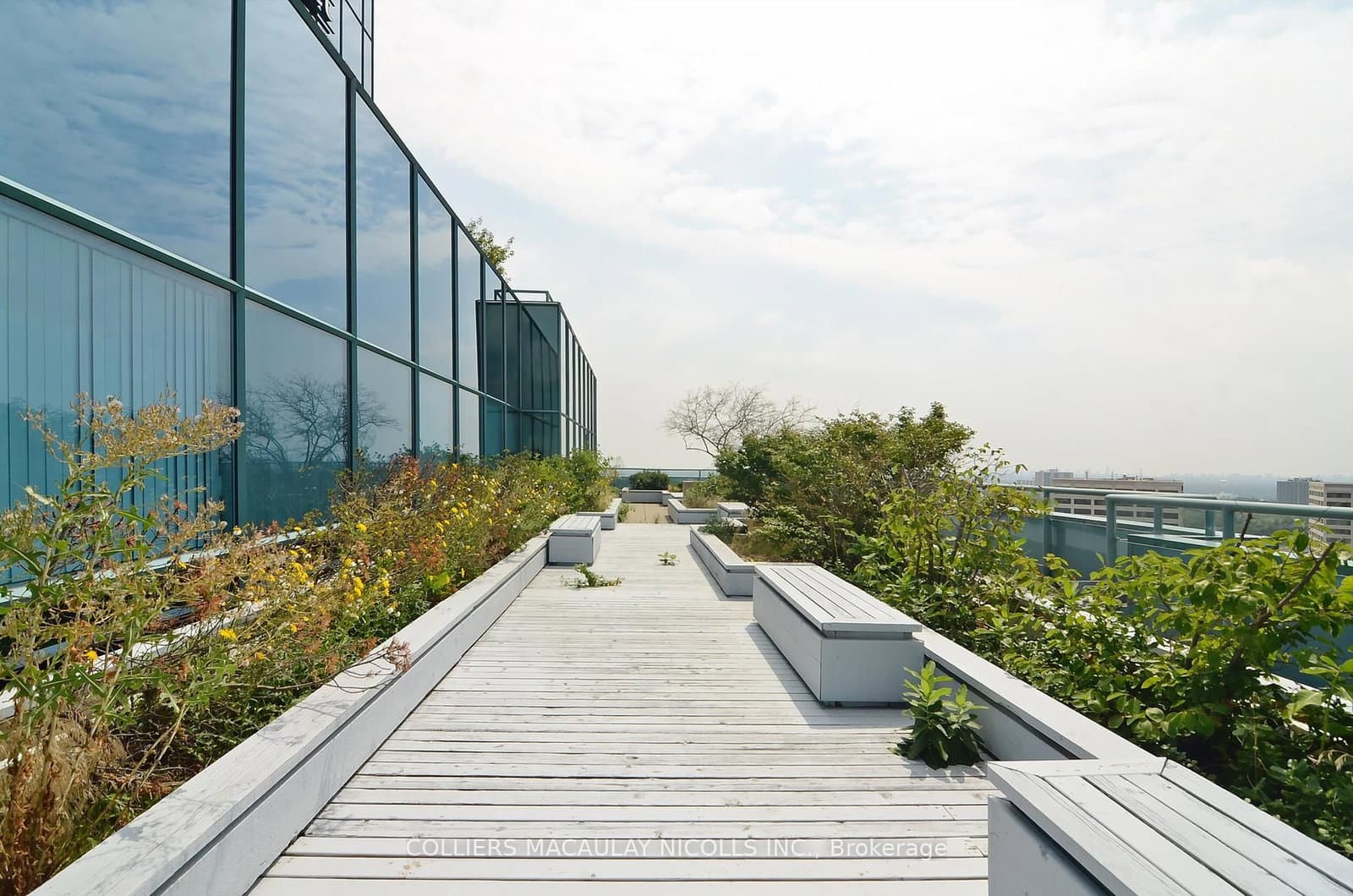 2255 Sheppard Avenue E, Unit 305 thumbnail 4